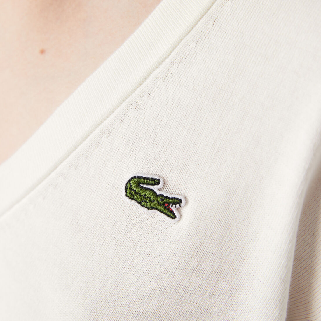 سترة قطن عضوي بفتحة رقبة على شكل حرف V للنساء سترة قطن عضوي بفتحة رقبة على شكل حرف V للنساء