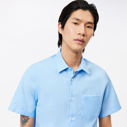 قميص قطني بقصّة عادية وأكمام قصيرة