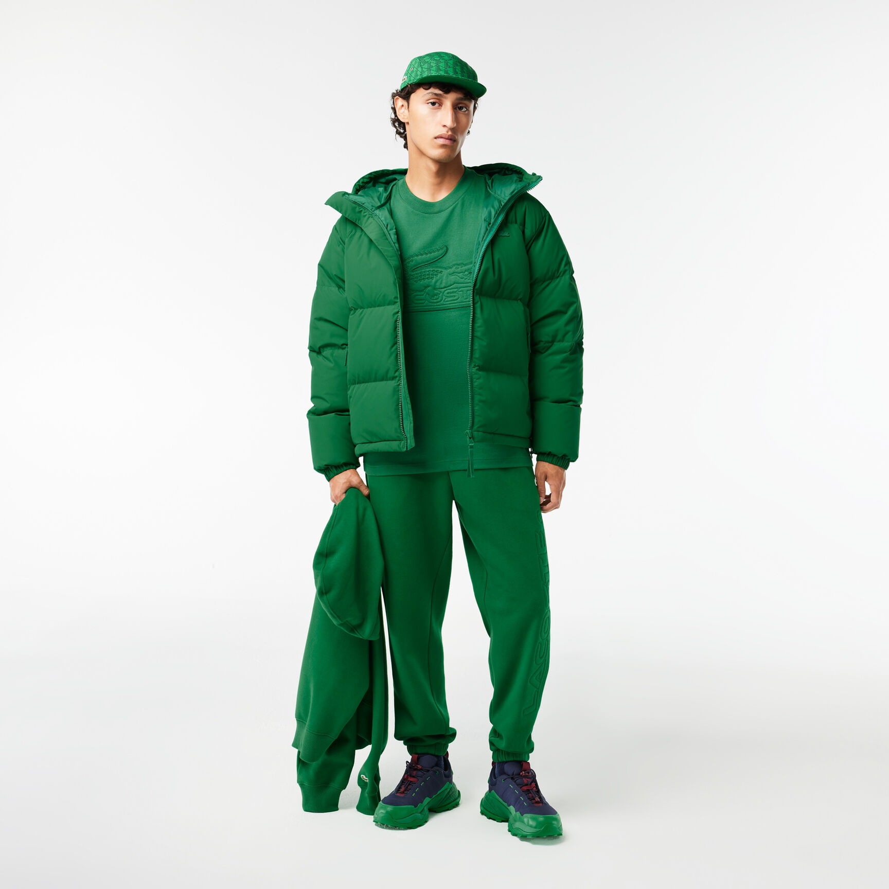 تي شيرت قطن بقصّة فضفاضة مُطرز Relaxed Fit Quilted Badge Jersey T-shirt - TH2104-00-CNQ