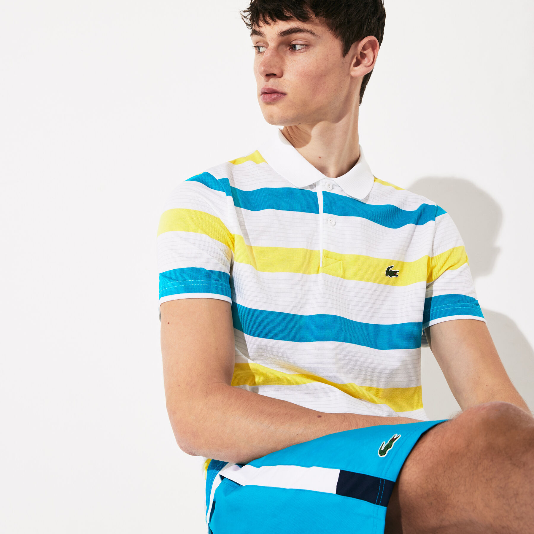 قميص بولو من مجموعة Lacoste SPORT مخطط ومحيك من قطن فائق الخفة للرجال لاكوست قميص بولو من مجموعة lacoste sport مخطط ومحيك من قطن فائق الخفة للرجال