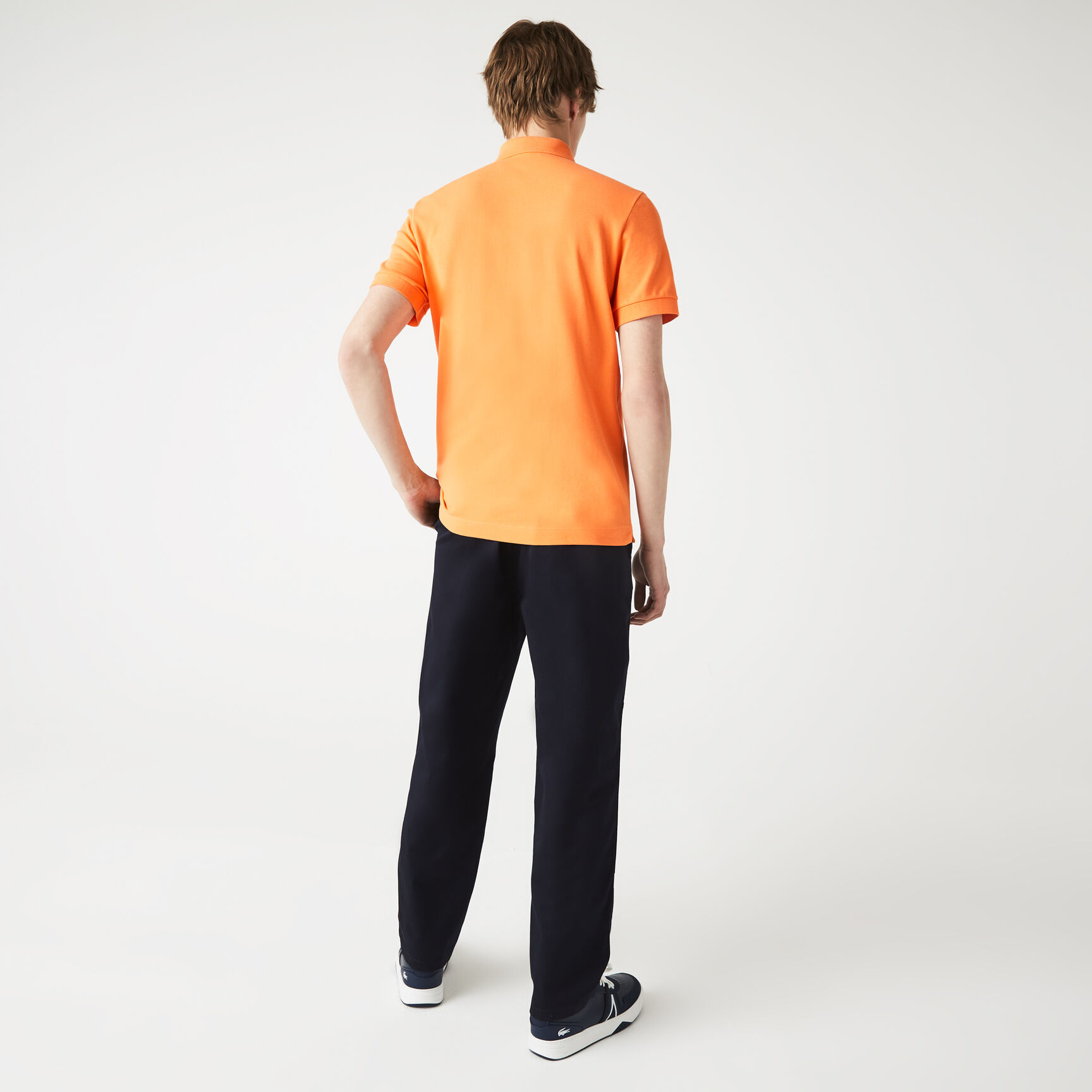 قميص بولو بيكيه باريسي بقصة عادية قميص بولو بيكيه باريسي بقصة عادية