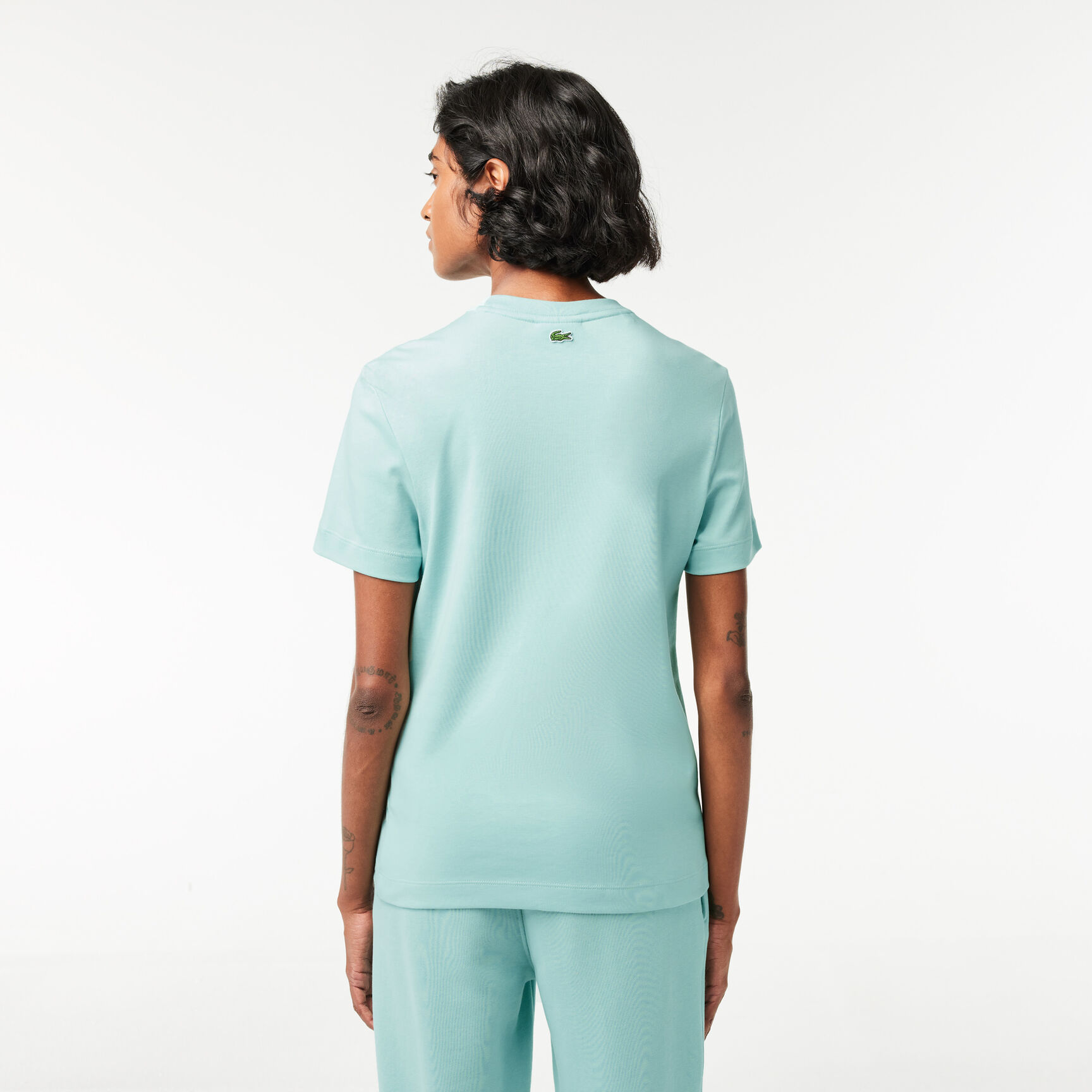 تي شيرت لاكوست جيرسيه قطن بطبعة شعار واسم الماركة Regular Fit Signature Print T-shirt - TF0854-00-LGF