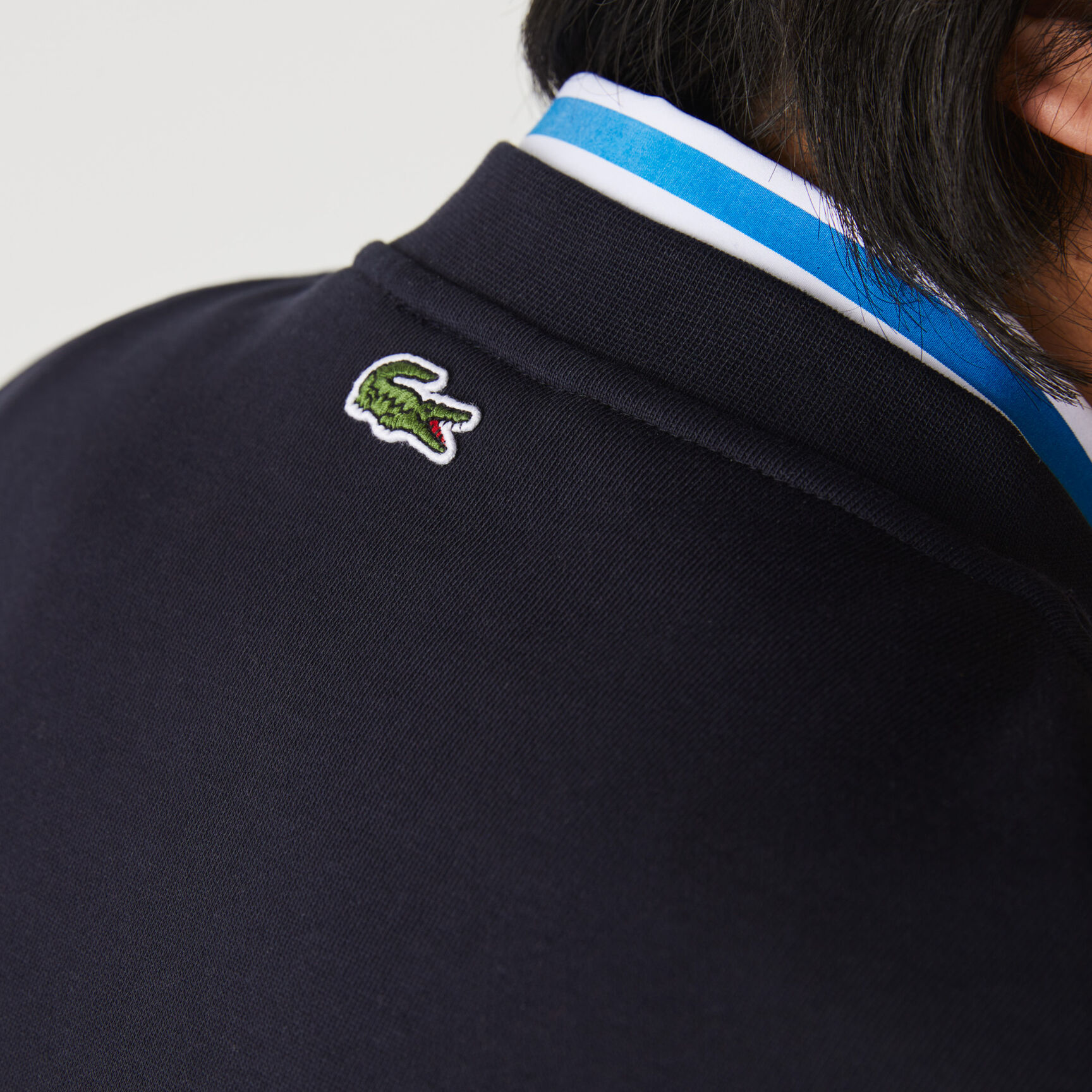 سويت شيرت القطن الصوفي للرجال بفتحة رقبة مستديرة وشعار التمساح المطرز سويت شيرت القطن الصوفي للرجال بفتحة رقبة مستديرة وشعار التمساح المطرز