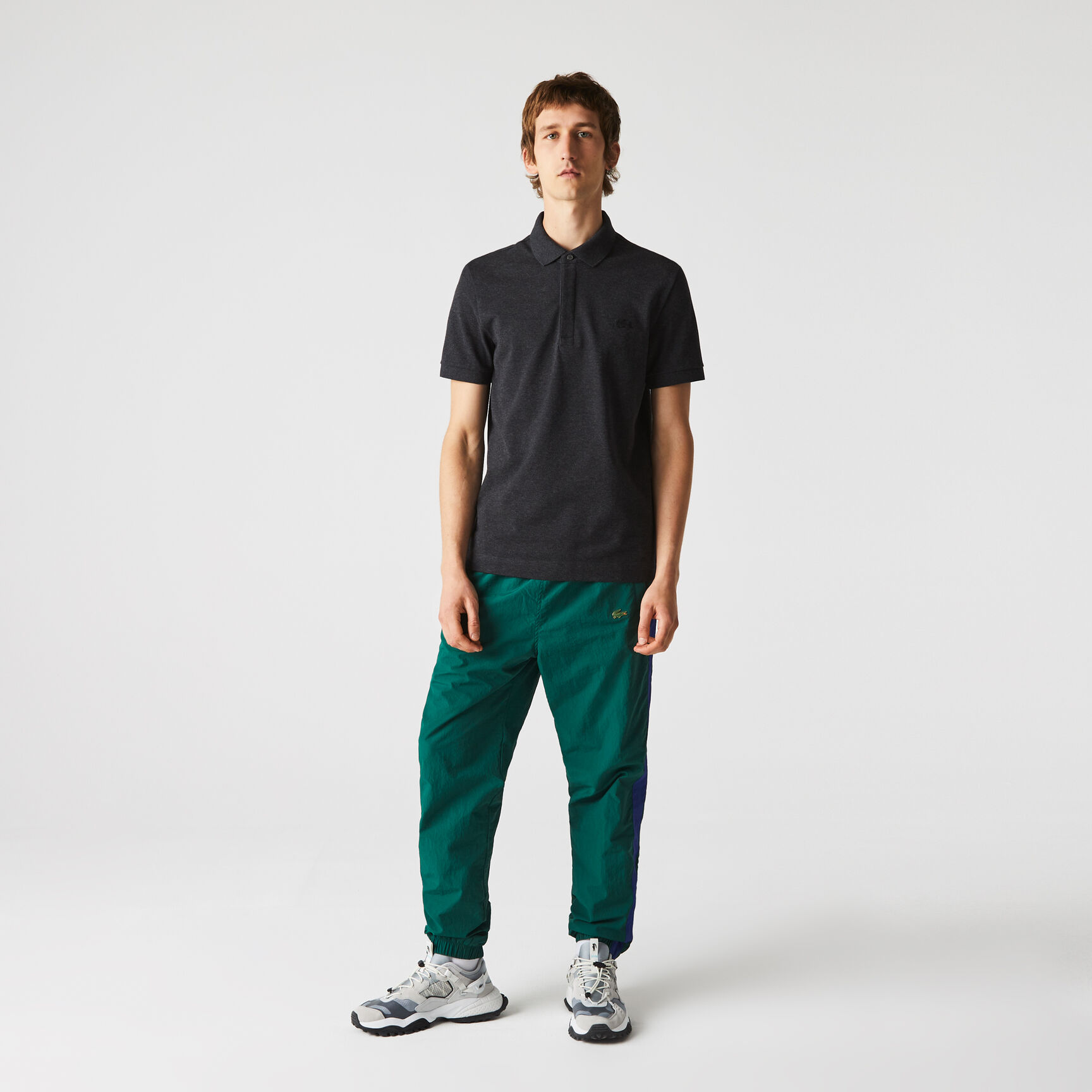 قميص بولو بيكيه باريسي بقصة عادية قميص بولو بيكيه باريسي بقصة عادية