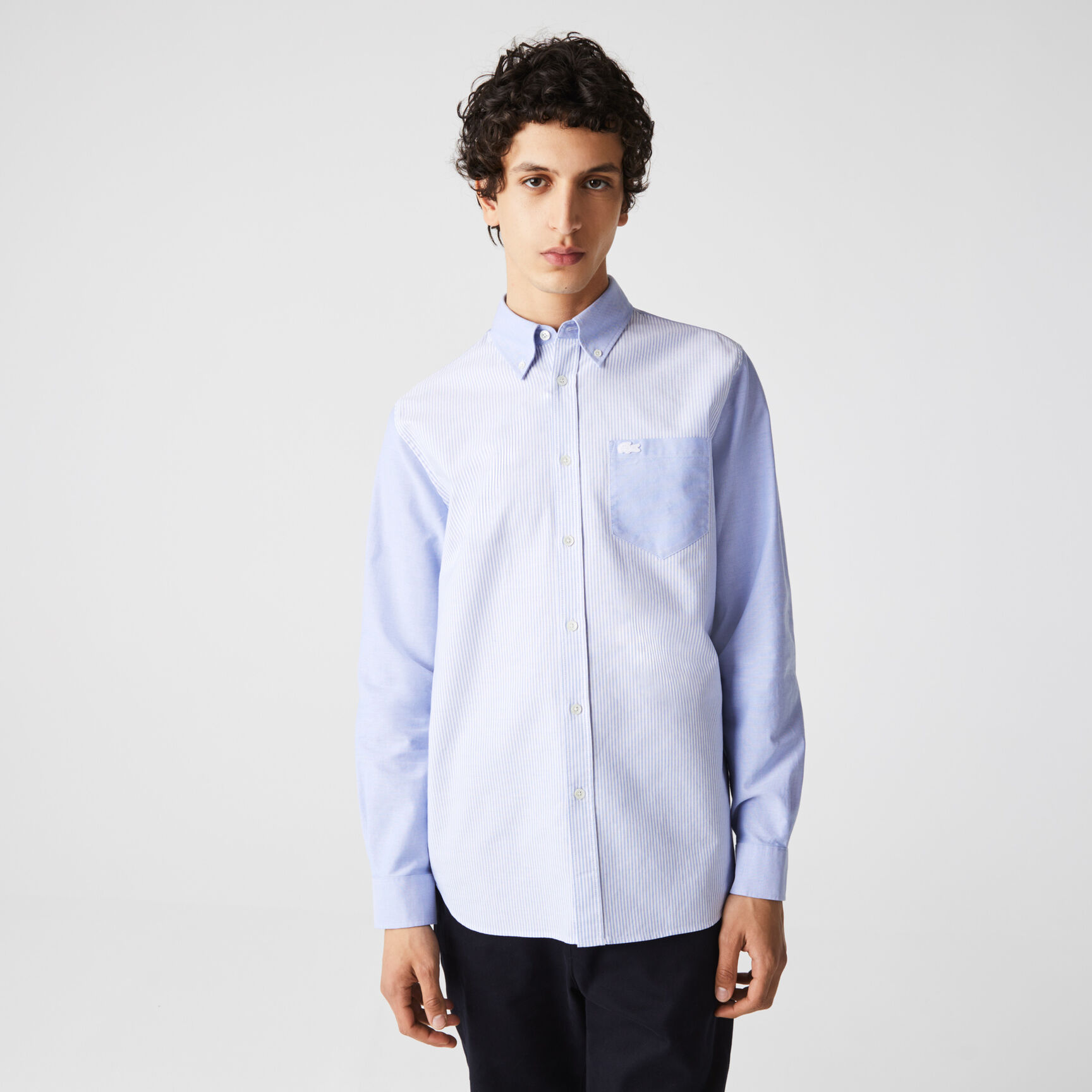قميص رجالي من قطن أكسفورد مقلم بقصة عادية قميص رجالي من قطن أكسفورد مقلم بقصة عادية