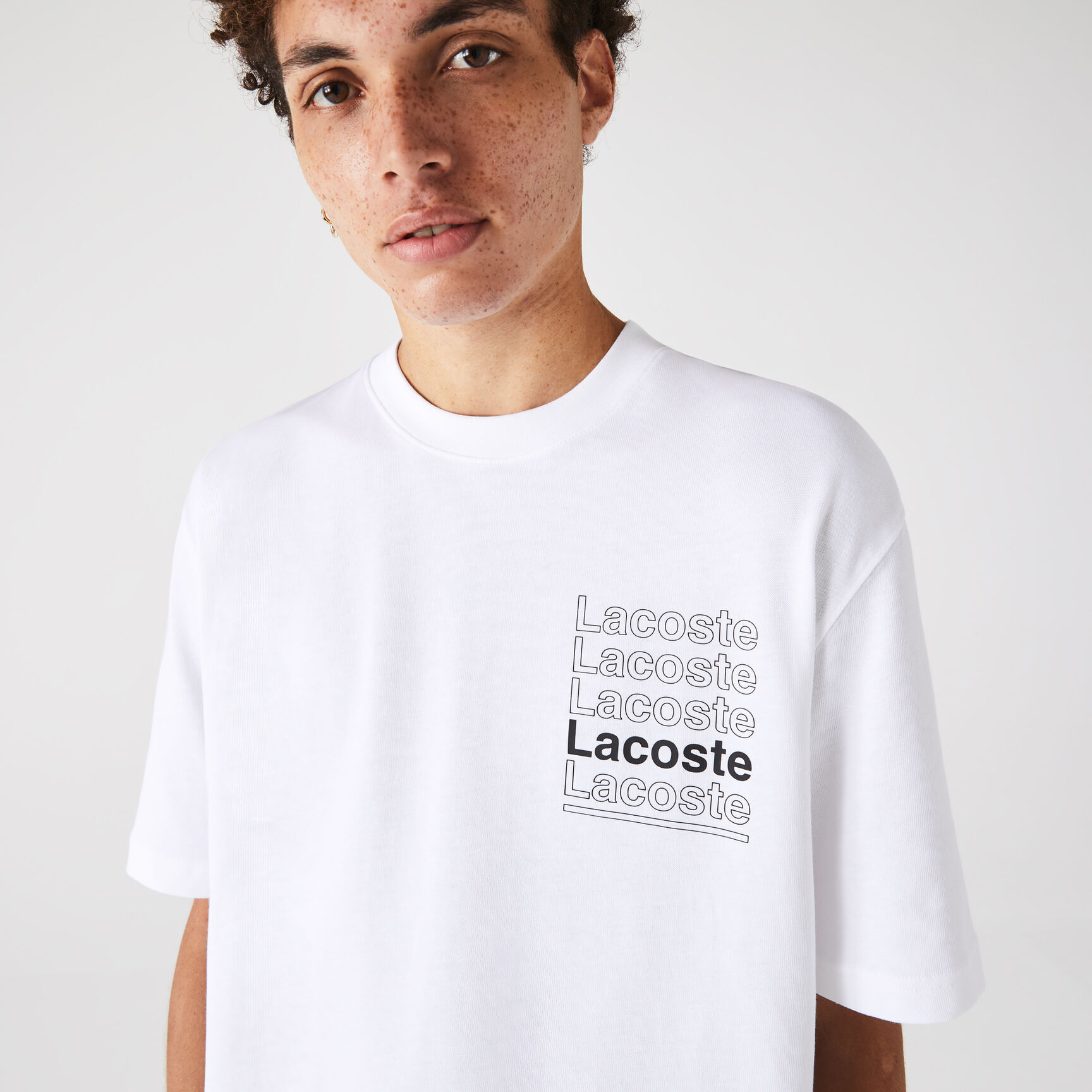 تيشيرت رجالي من القطن مطبوع بقصة فضفاضة من مجموعة Lacoste L!VE