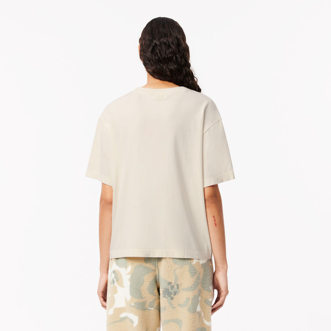 Oversized Wash Effect Badge T-shirt Oversized Wash Effect Badge T-shirt - TF4122-00-XFJ