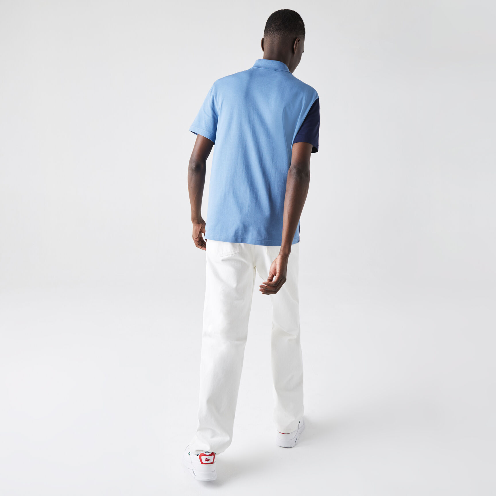 قميص بولو للرجال قصة عادية بكتل لونية من نسيج محبوك فائق الخفة قميص بولو للرجال قصة عادية بكتل لونية من نسيج محبوك فائق الخفة