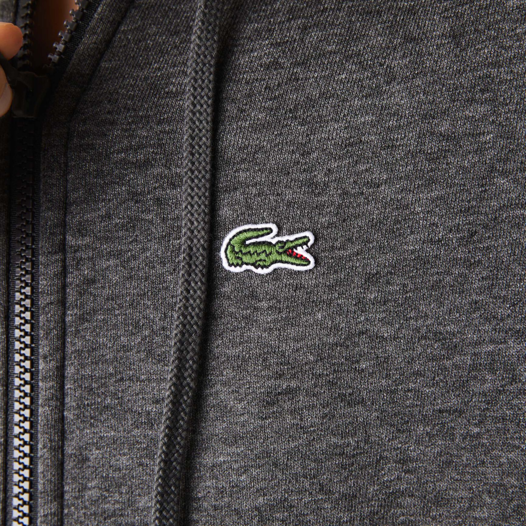 سويت شيرت للتنس من الصوف بسحاب وغطاء رأس مجموعة Lacoste SPORT للنساء سويت شيرت للتنس من الصوف بسحاب وغطاء رأس مجموعة Lacoste SPORT للنساء