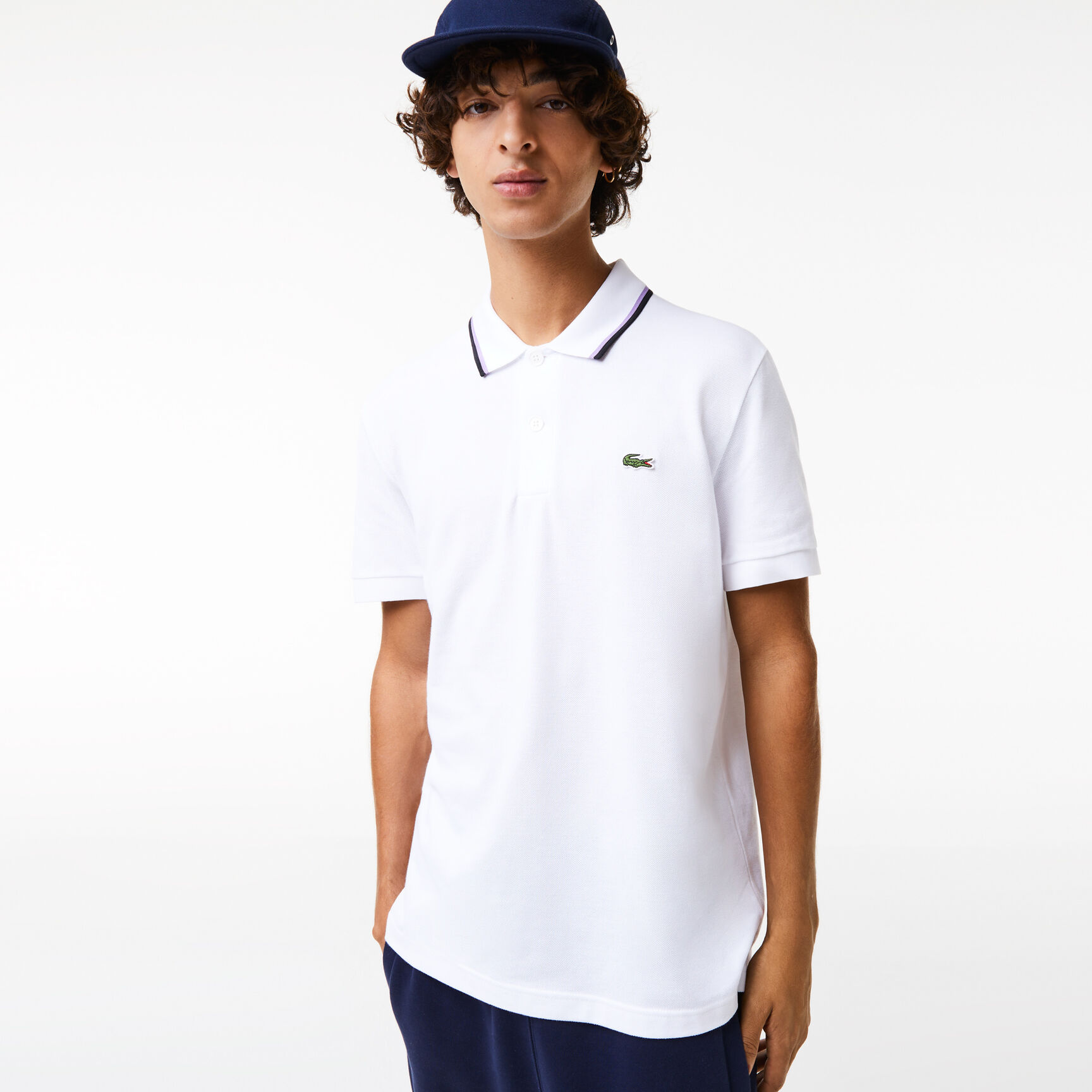 تيشيرت بولو لاكوست قطن بيكيه بيتي بياقة مخططة وقصة عادية للرجال Men's Lacoste Regular Fit Striped Collar Cotton Petit Piqué Polo Shirt - PH9531-00-001