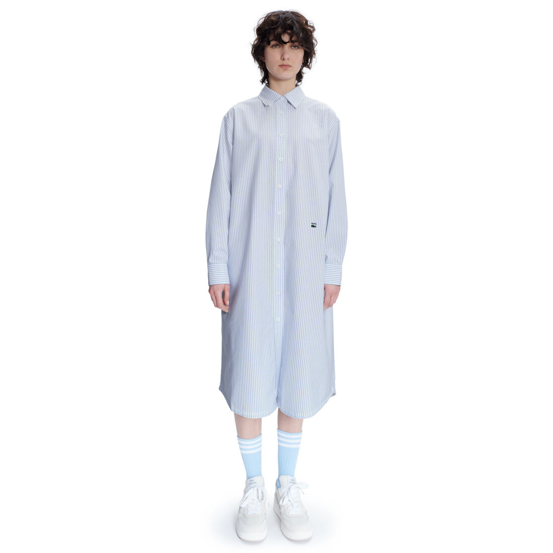فستان بتصميم قميص قطن مخطط للنساء مجموعة Lacoste x A.P.C.&lrm;