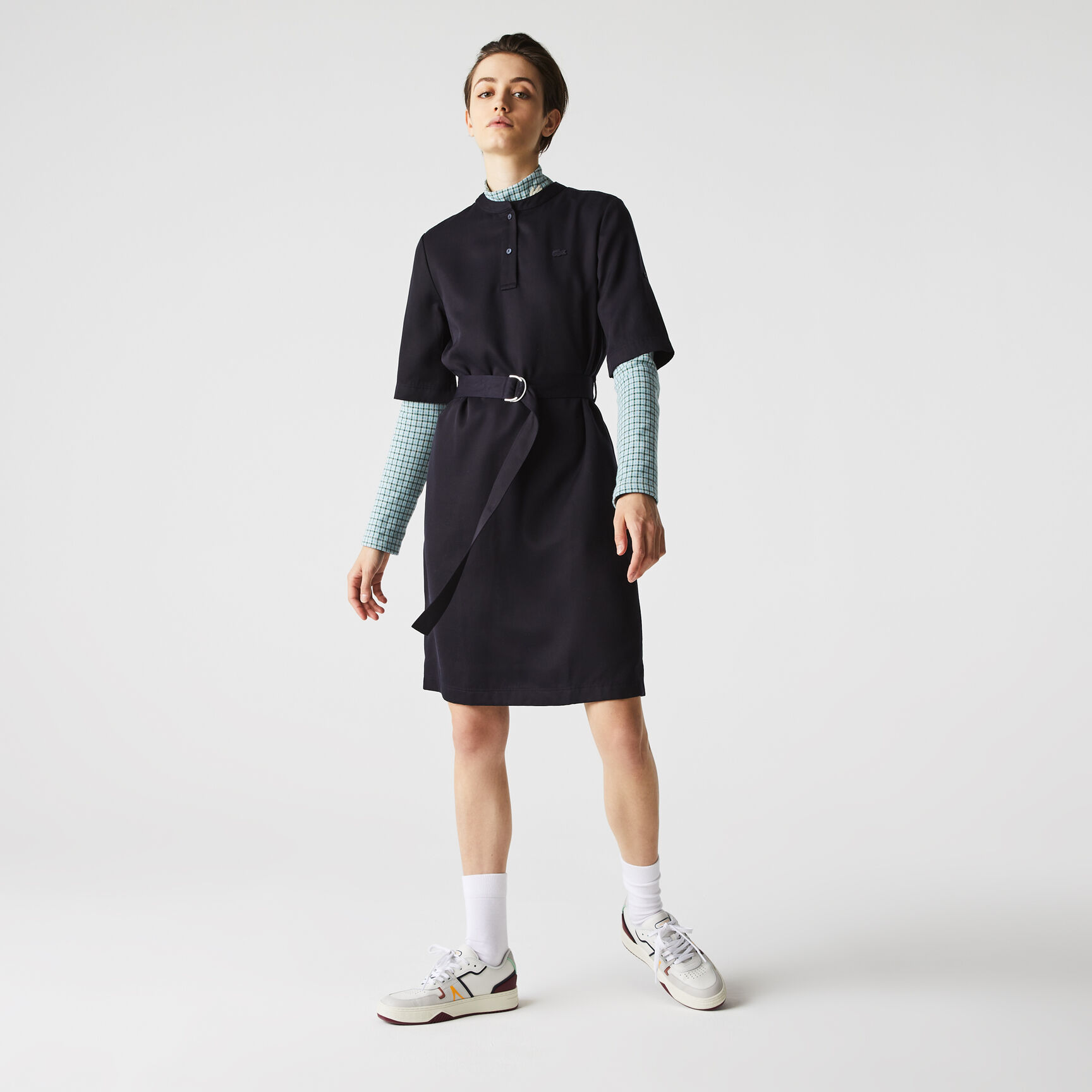 قميص نسائي مرن بحزام قميص نسائي مرن بحزام