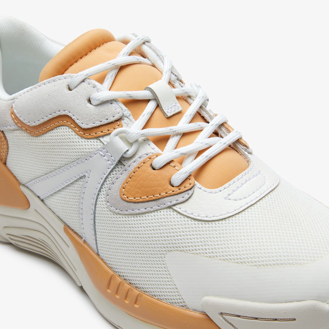 سنيكرز لاكوست LW2 اكسترا جلد بتفاصيل ملونة للنساء سنيكرز لاكوست LW2 اكسترا جلد بتفاصيل ملونة للنساء