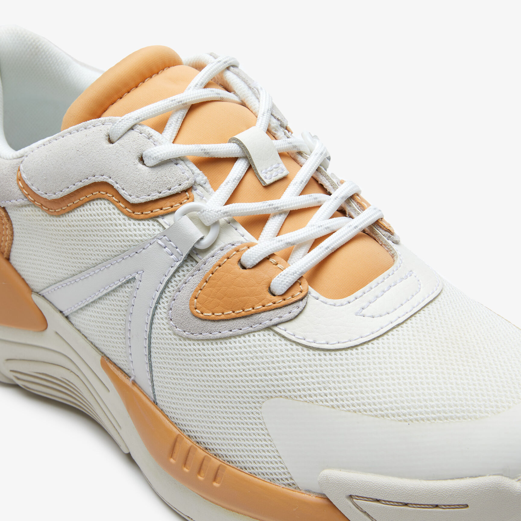 سنيكرز لاكوست LW2 اكسترا جلد بتفاصيل ملونة للنساء سنيكرز لاكوست LW2 اكسترا جلد بتفاصيل ملونة للنساء