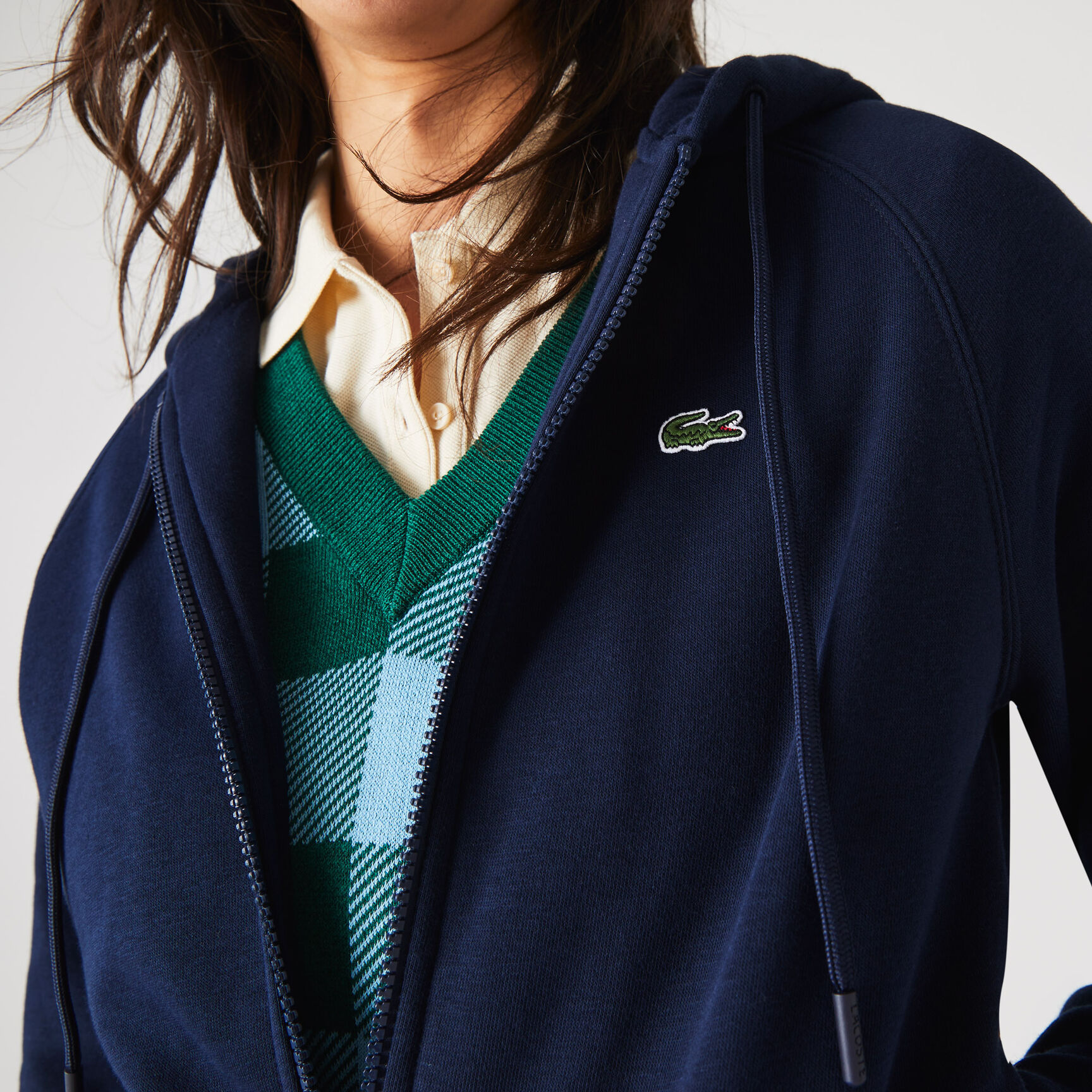 كنزة نسائية بغطاء للرأس مصنوعة من مزيج القطن الصوفي كنزة نسائية بغطاء للرأس مصنوعة من مزيج القطن الصوفي