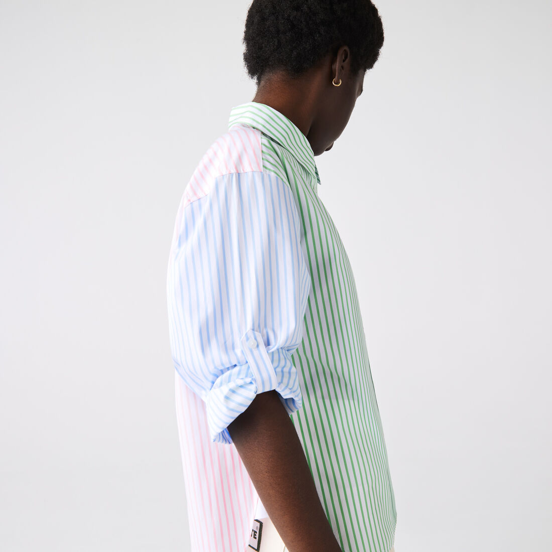 قميص قطن مخطط مقسم لأجزاء بتطريز مضارب تنس للنساء قميص قطن مخطط مقسم لأجزاء بتطريز مضارب تنس للنساء