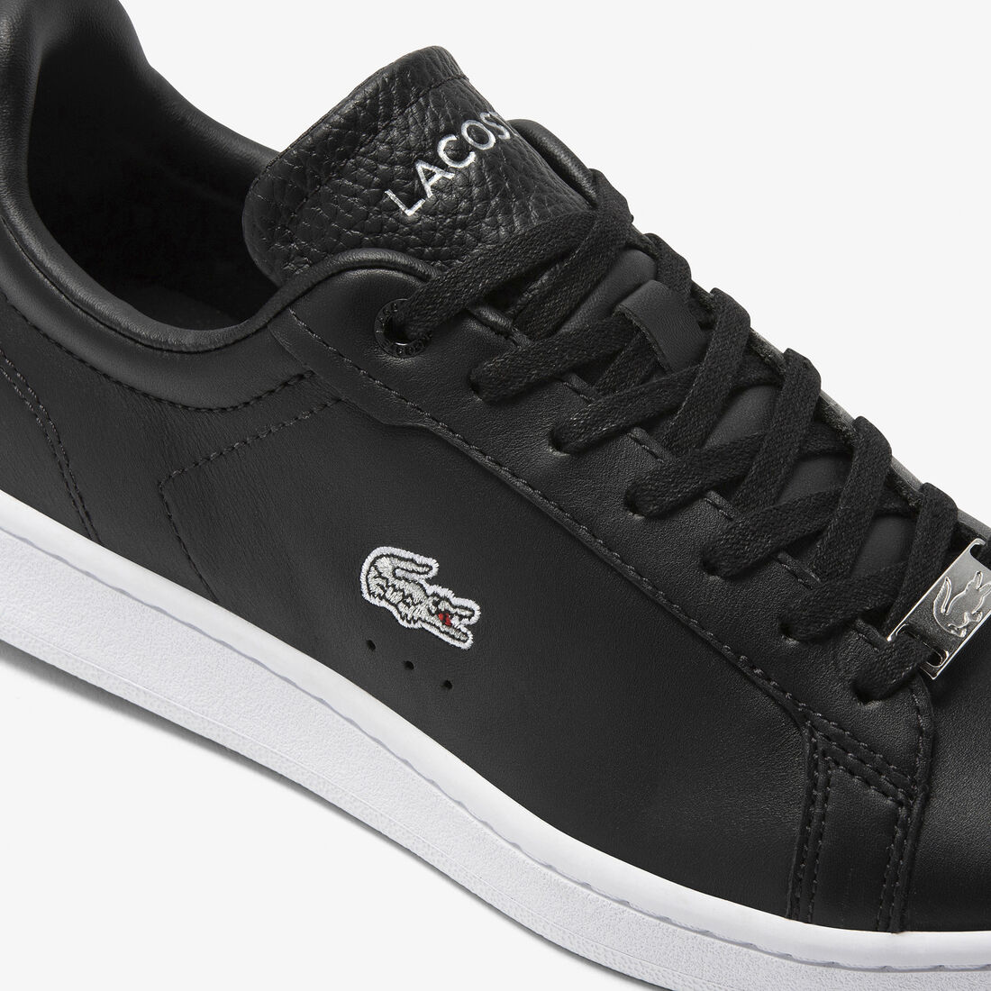 سنيكرز لاكوست كارنابي برو جلد للنساء Women's Lacoste Carnaby Pro Leather Trainers - 45SFA0082-22F