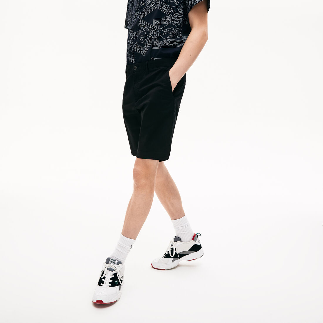 شورت بيرمودا من الجبردين المرن بقصة ضيقة للرجال شورت بيرمودا من الجبردين المرن بقصة ضيقة للرجال