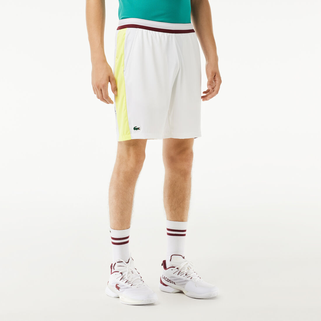 شورت رياضي بطبعة مميزة لكلمة Lacoste Lacoste Tennis x Daniil Medvedev Regular Fit Shorts - GH1098-00-Q0I