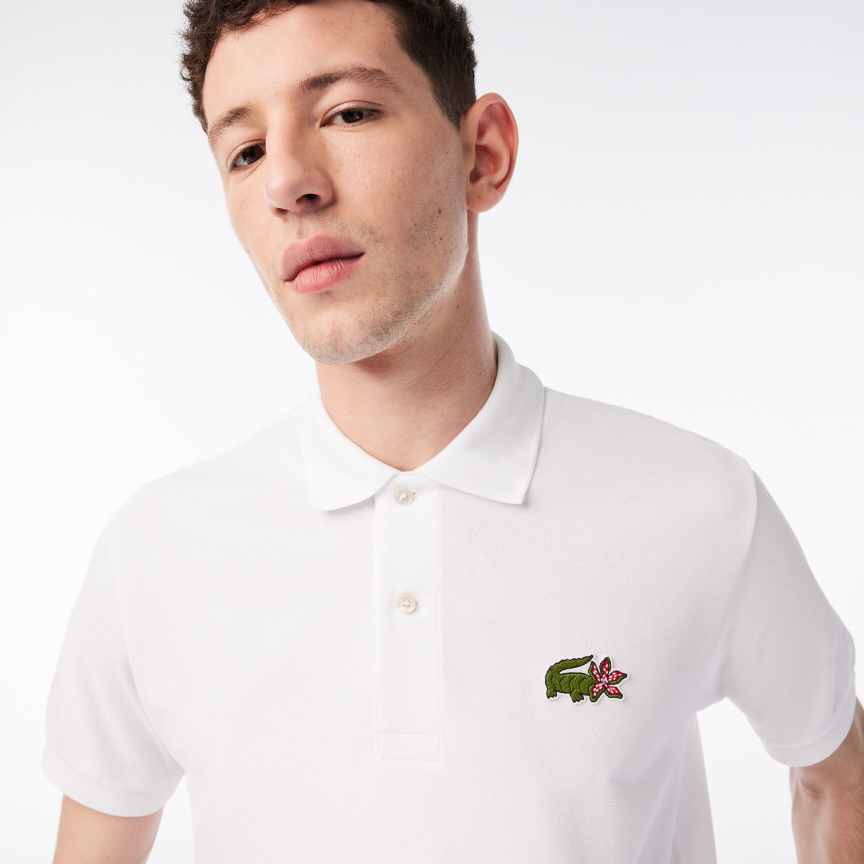 تيشيرت بولو قطن عضوي للرجال مجموعة Lacoste x Netflix تيشيرت بولو قطن عضوي للرجال مجموعة Lacoste x Netflix