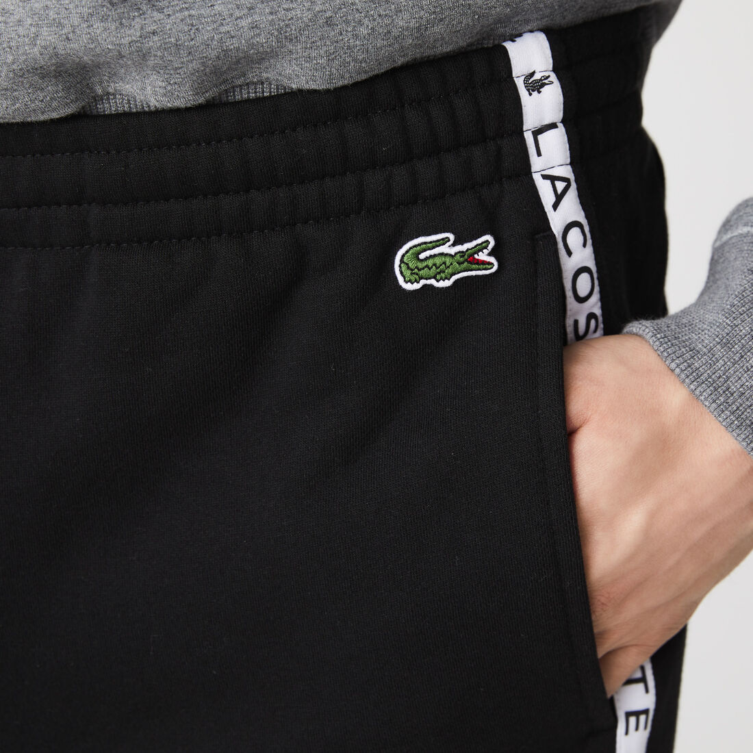 Men's Lacoste Lettered Bands Fleece Bermuda Shorts Men's Lacoste Lettered Bands Fleece Bermuda Shorts