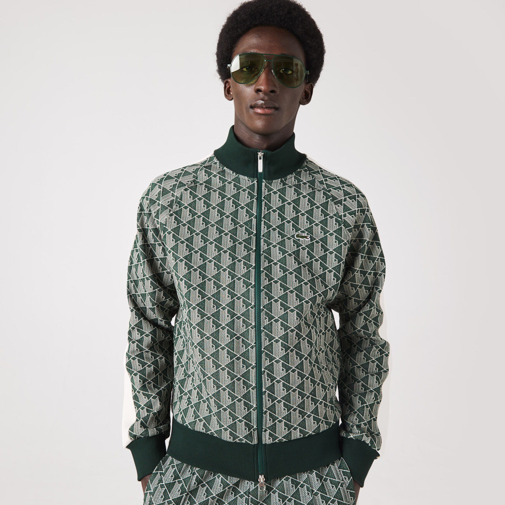 سويت شيرت بقصة عادية وسحّاب ونقشة شعار الماركة للرجال