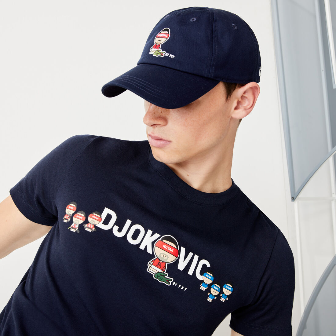 تي شيرت قطن مسامي من مجموعة Lacoste SPORT بالتعاون مع تصميم Youssef SY للرجال تي شيرت قطن مسامي من مجموعة Lacoste SPORT بالتعاون مع تصميم Youssef SY للرجال