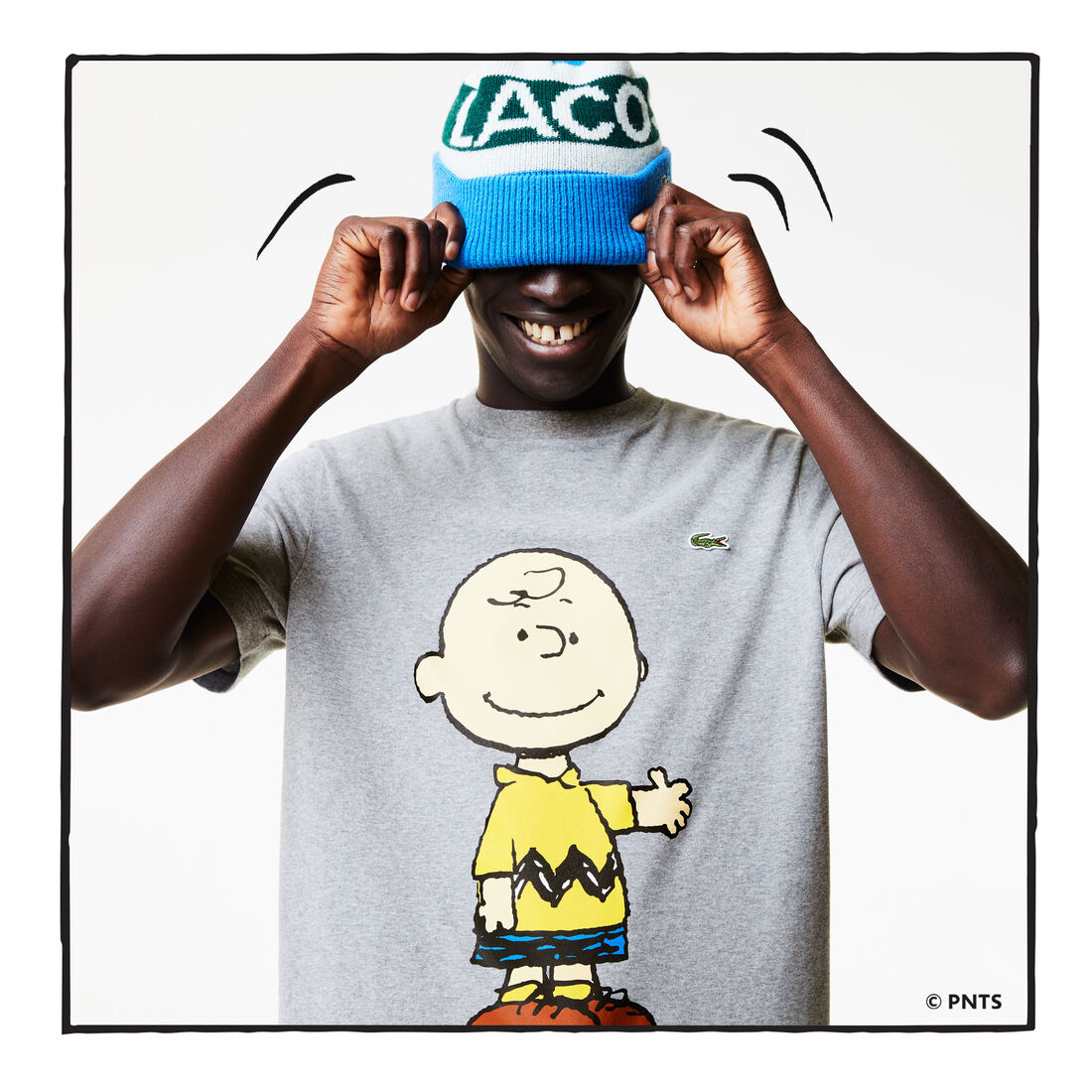 تيشيرت رجالي من القطن العضوي بياقة مستديرة من Lacoste x Peanuts