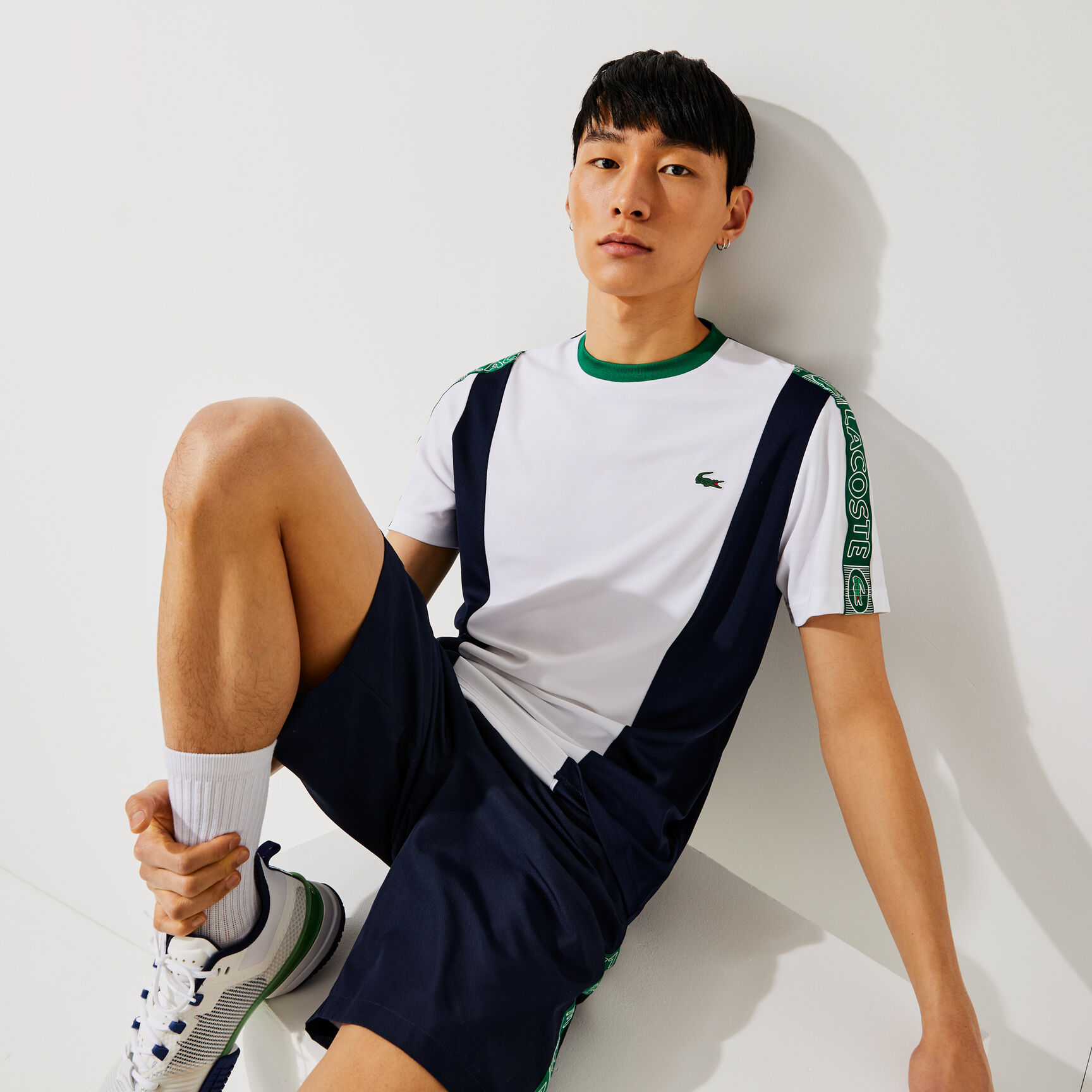 تيشيرت بيكيه بأشرطة شعار الماركة للرجال مجموعة Lacoste SPORT تيشيرت بيكيه بأشرطة شعار الماركة للرجال مجموعة Lacoste SPORT