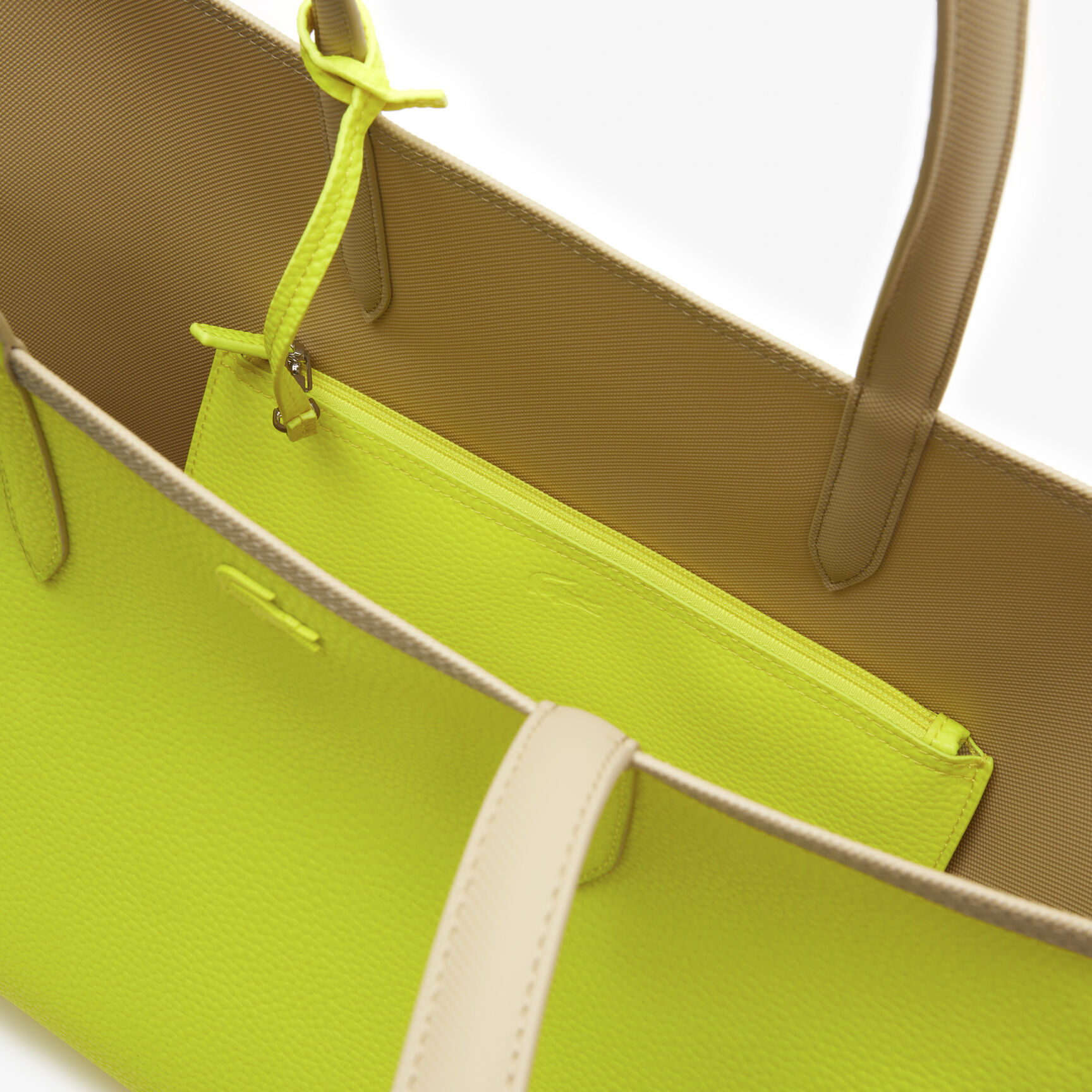 حقيبة آنا القابلة للعكس مع حقيبة صغيرة قابلة للفصل حقيبة آنا القابلة للعكس مع حقيبة صغيرة قابلة للفصل