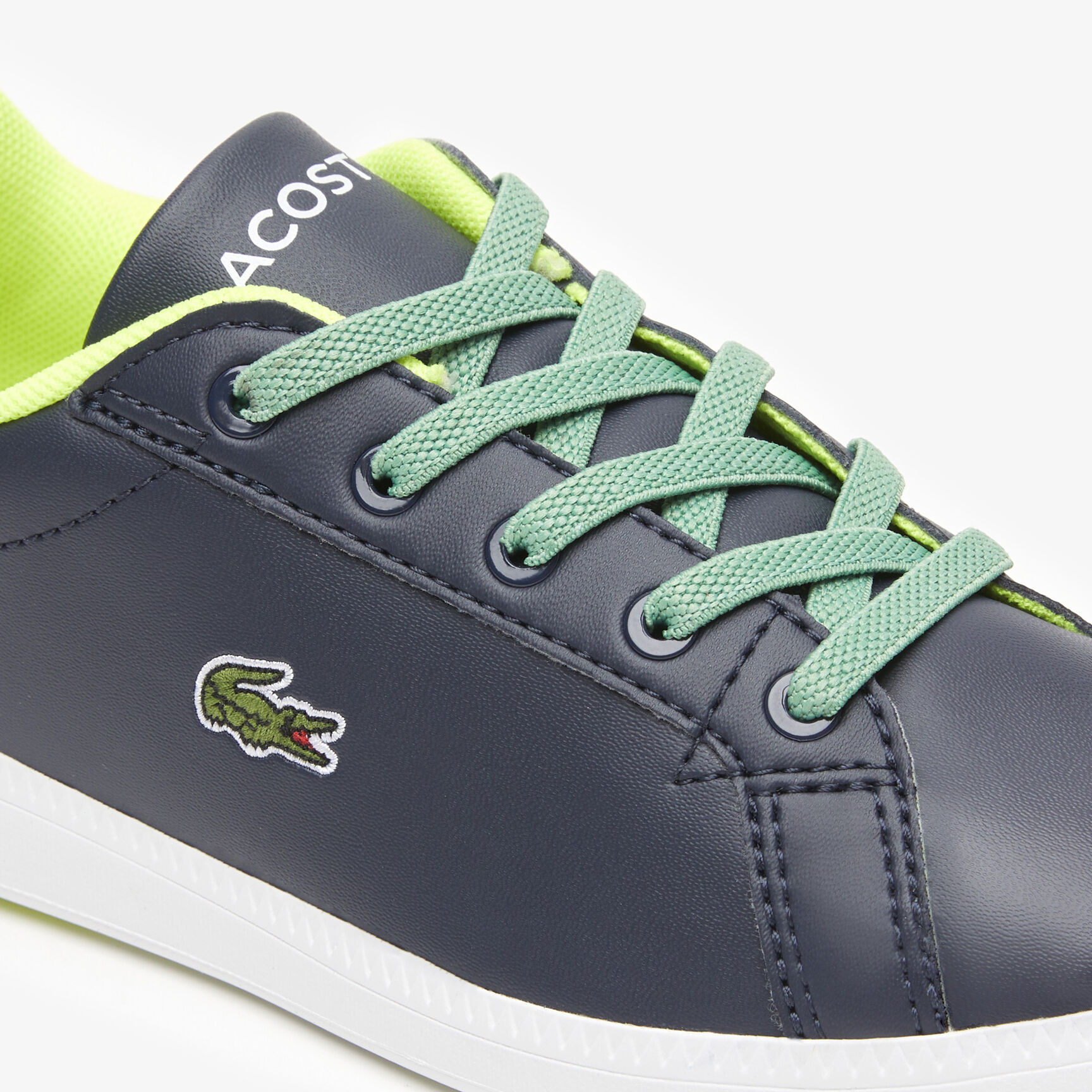 سنيكرز لاكوست جراديويت من خامات صناعية للأطفال