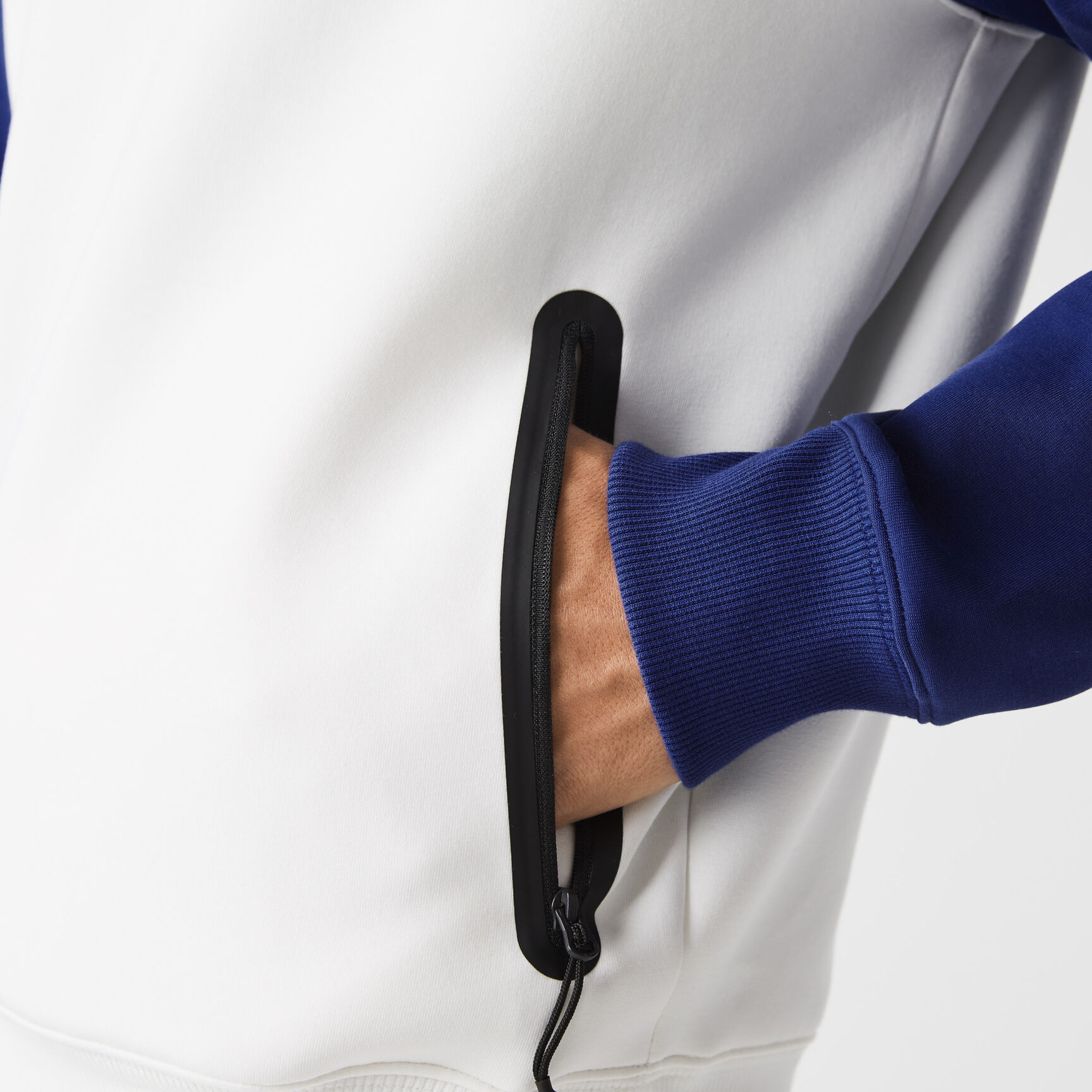 سويت شيرت رجالي ثنائي اللون وسحّاب وجيب متباين سويت شيرت رجالي ثنائي اللون وسحّاب وجيب متباين