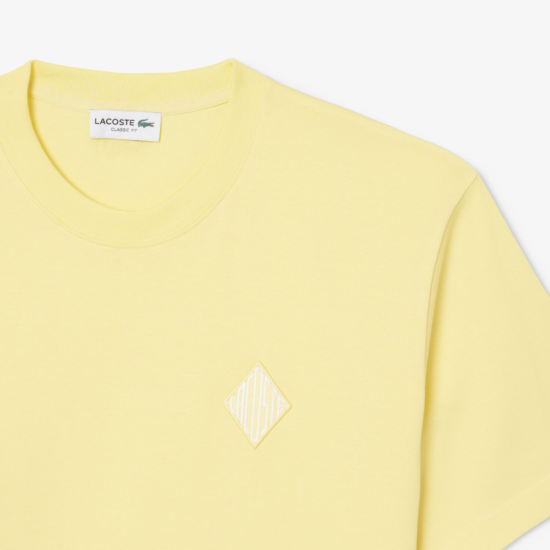 تيشيرت بقصة كلاسيكية مع شعار الماركة بارز Classic Fit Heavy Badge Accent T-shirt - TH0028-00-107