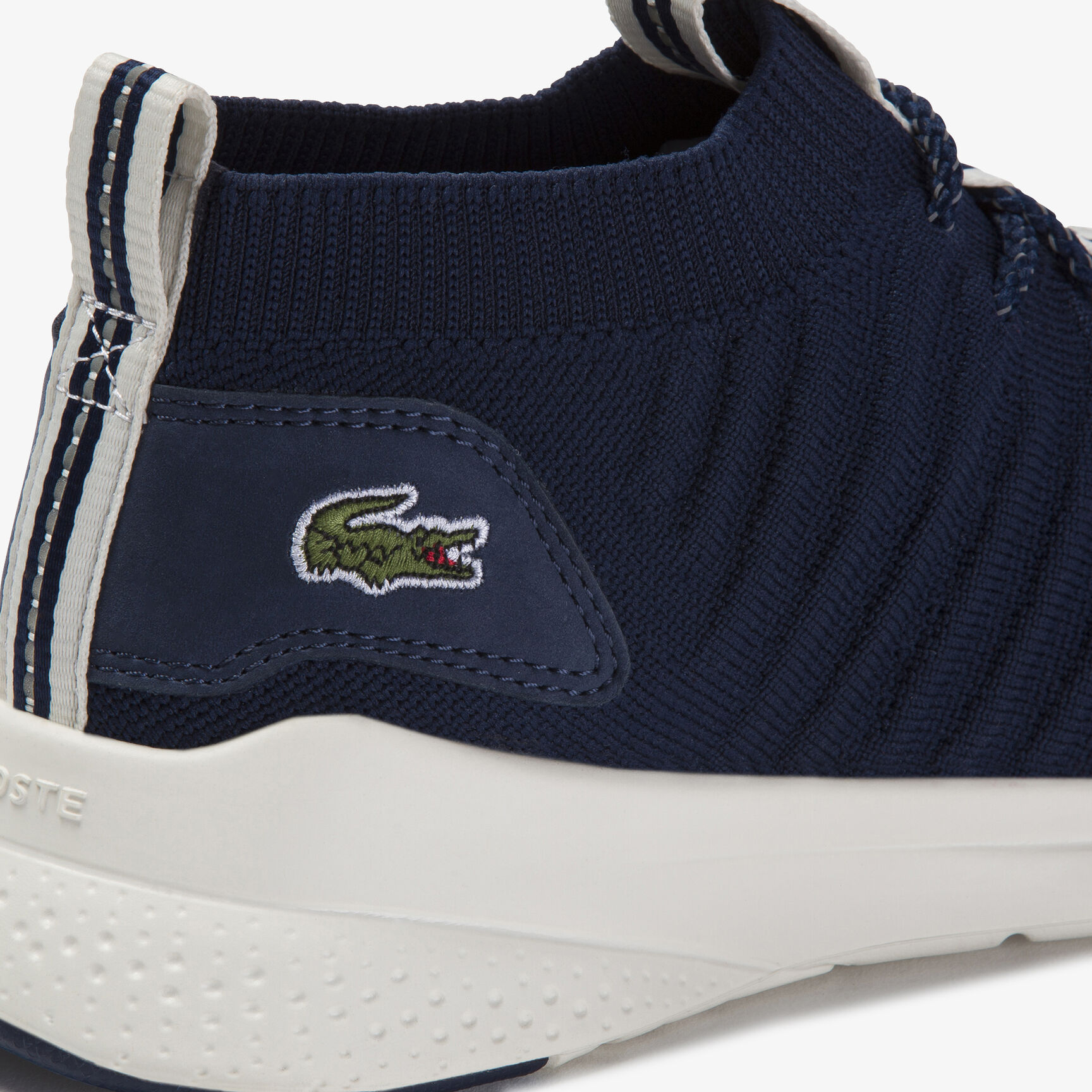 حذاء رياضي خفيف للسيدات من مجموعة LT Fit-Flex حذاء رياضي خفيف للسيدات من مجموعة LT Fit-Flex