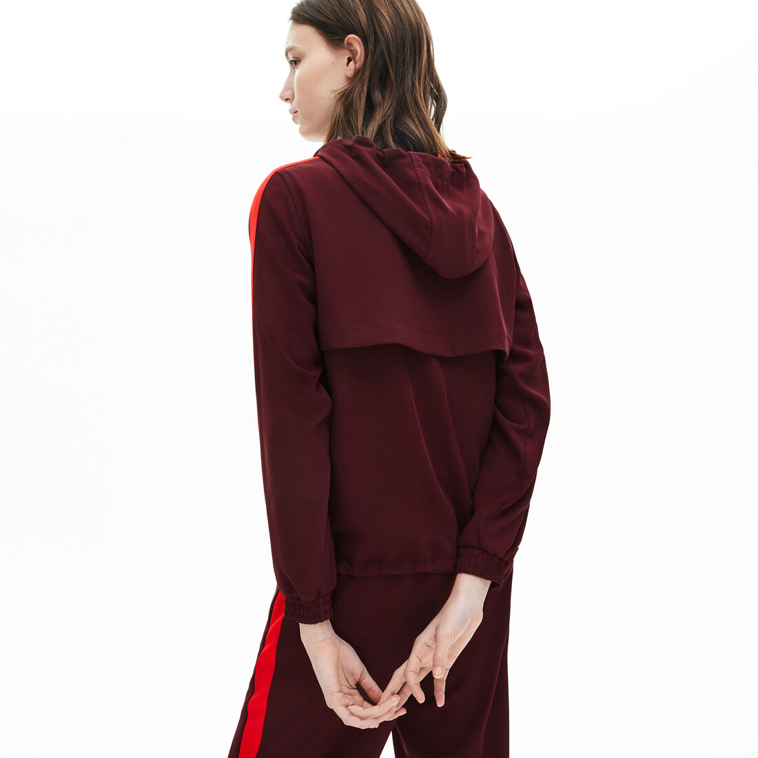 Women’s Hooded Zip Sweatshirt Women’s Hooded Zip Sweatshirt