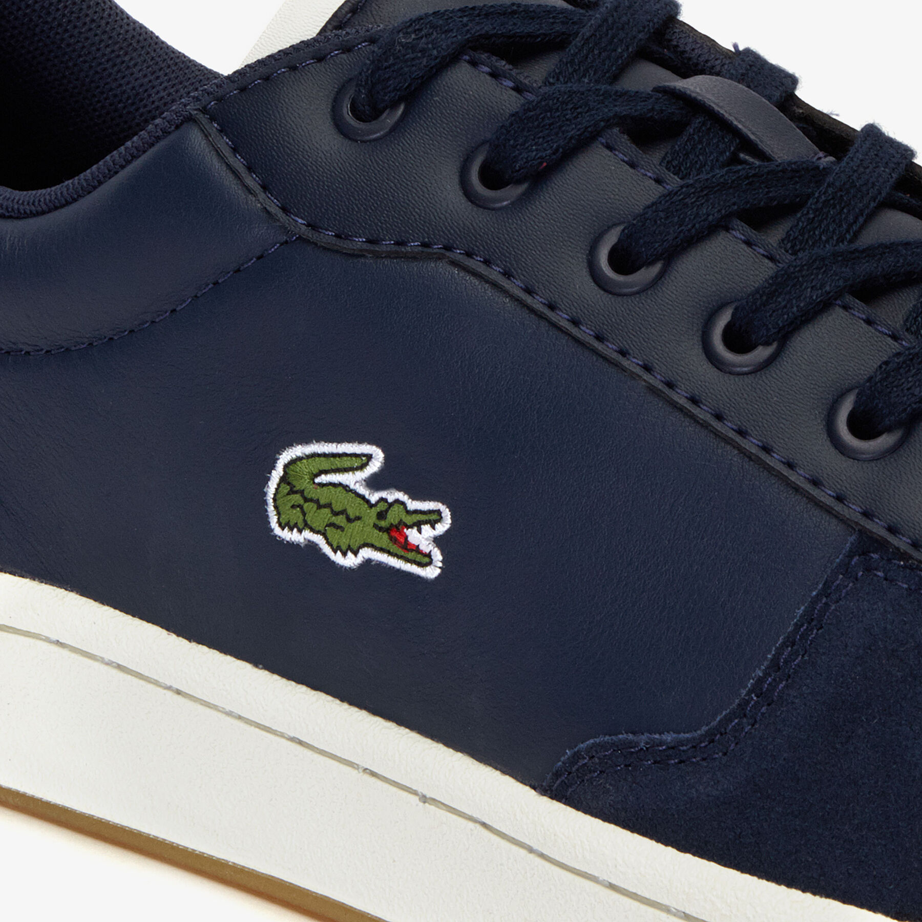lacoste men s masters cup tricolore trainers