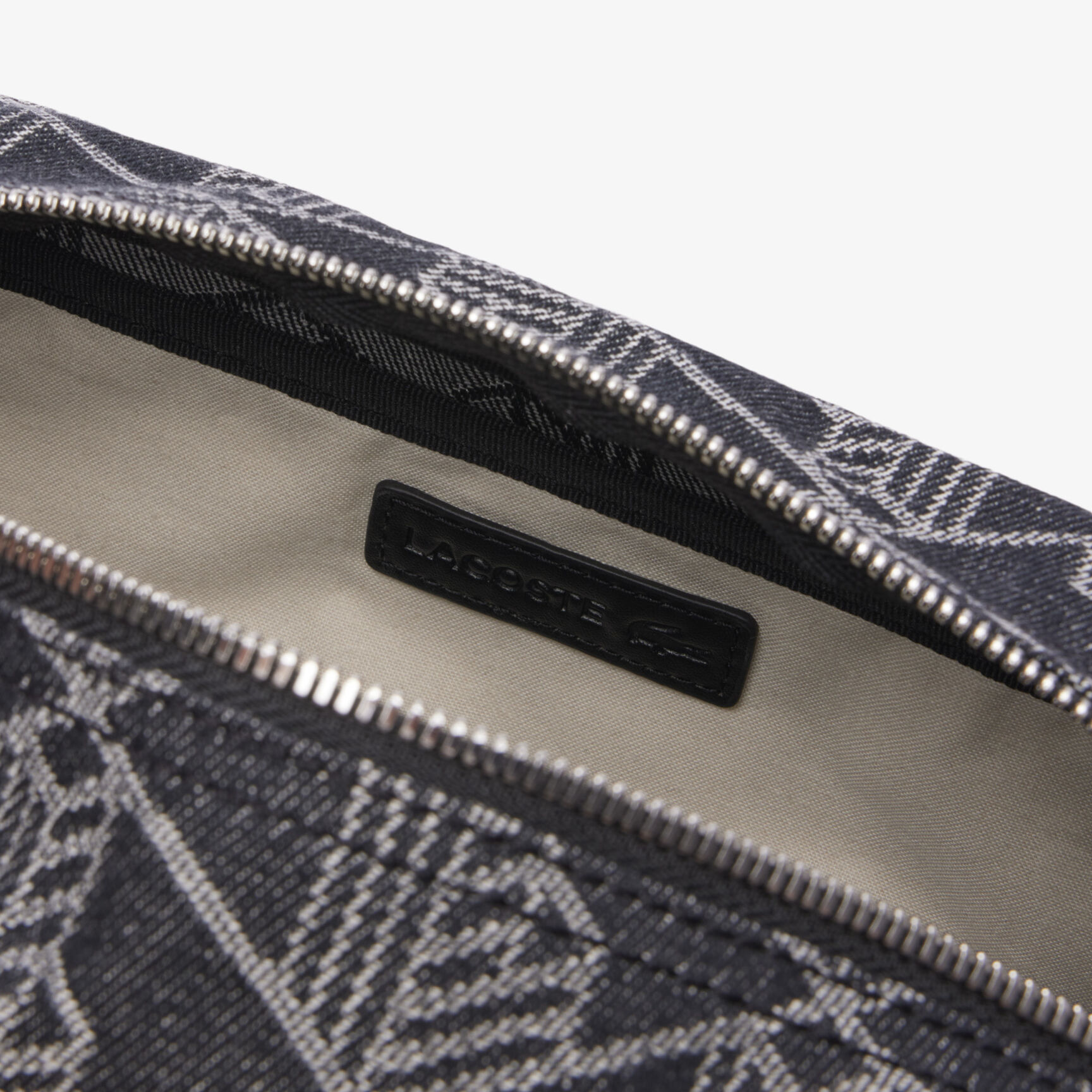 Neocroc Jacquard Motif Toiletry Bag - NU4868NZ-R33