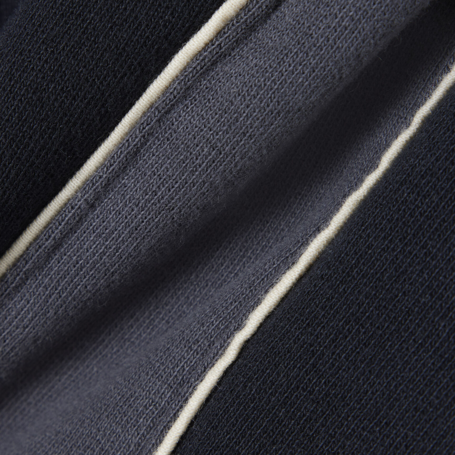 Colour-Block Fleece Shorts Colour-Block Fleece Shorts - GJ6718-00-350