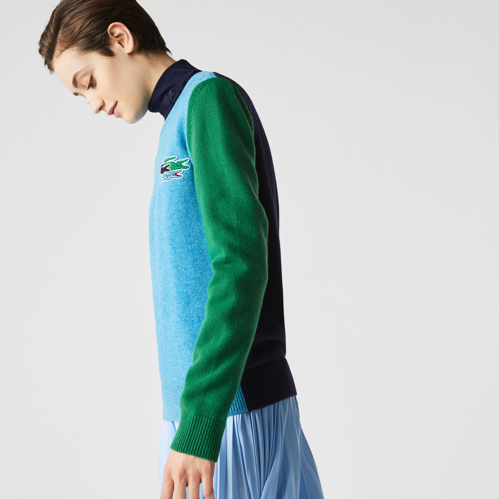 Women’s Crew Neck Crocodiles Badge Colorblock Wool Sweater Women’s Crew Neck Crocodiles Badge Colorblock Wool Sweater