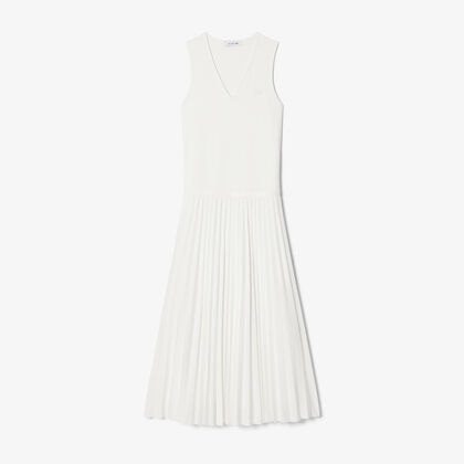 Long Sleeveless Pleated Dress
