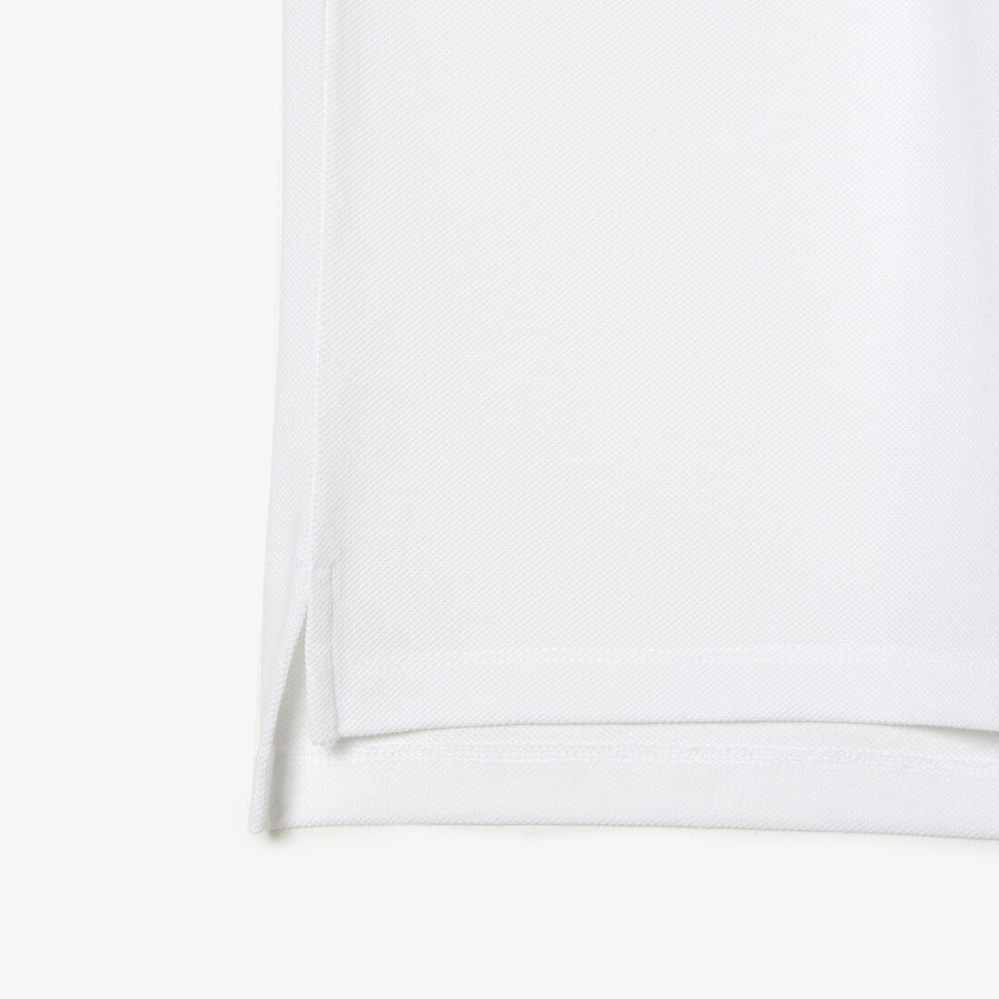 تيشيرت بولو بطبعة تمساح للنساء مجموعة Lacoste x Netflix تيشيرت بولو بطبعة تمساح للنساء مجموعة Lacoste x Netflix