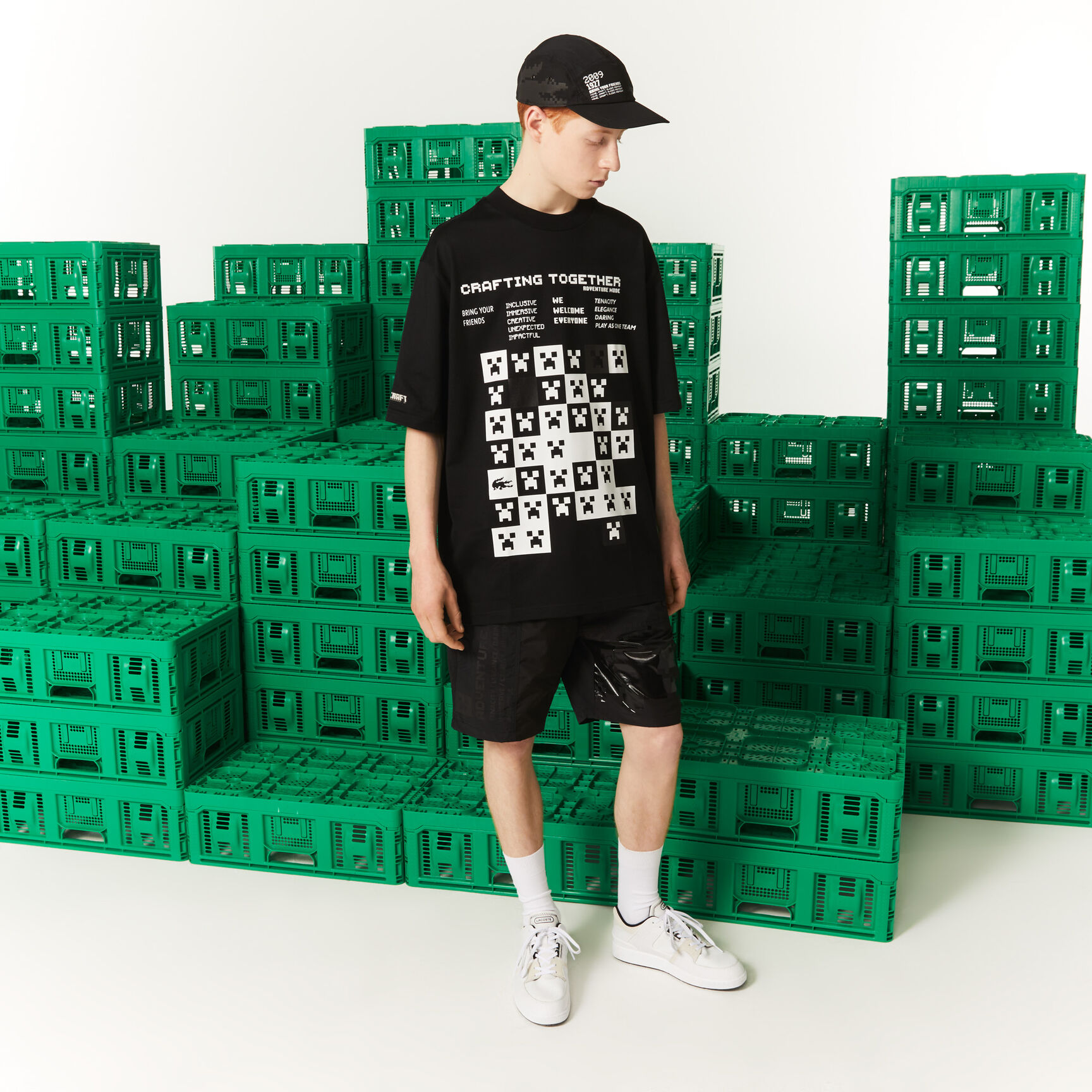 تيشيرت قطن عضوي بقصة فضفاضة للرجال مجموعة Lacoste L!VE × Minecraft تيشيرت قطن عضوي بقصة فضفاضة للرجال مجموعة Lacoste L!VE × Minecraft