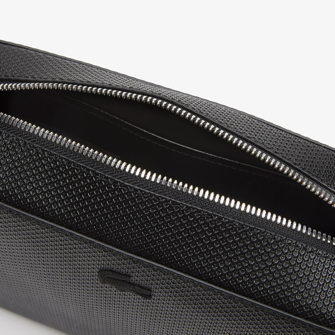 حقيبة لاكوست جلد عجل للنساء مجموعة Chantaco Women's Lacoste Chantaco Calfskin Leather Pouch Purse - NF4160KL-000