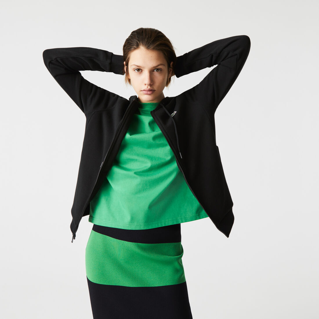 سويت شيرت للتنس من الصوف بسحاب وغطاء رأس مجموعة Lacoste SPORT للنساء سويت شيرت للتنس من الصوف بسحاب وغطاء رأس مجموعة Lacoste SPORT للنساء