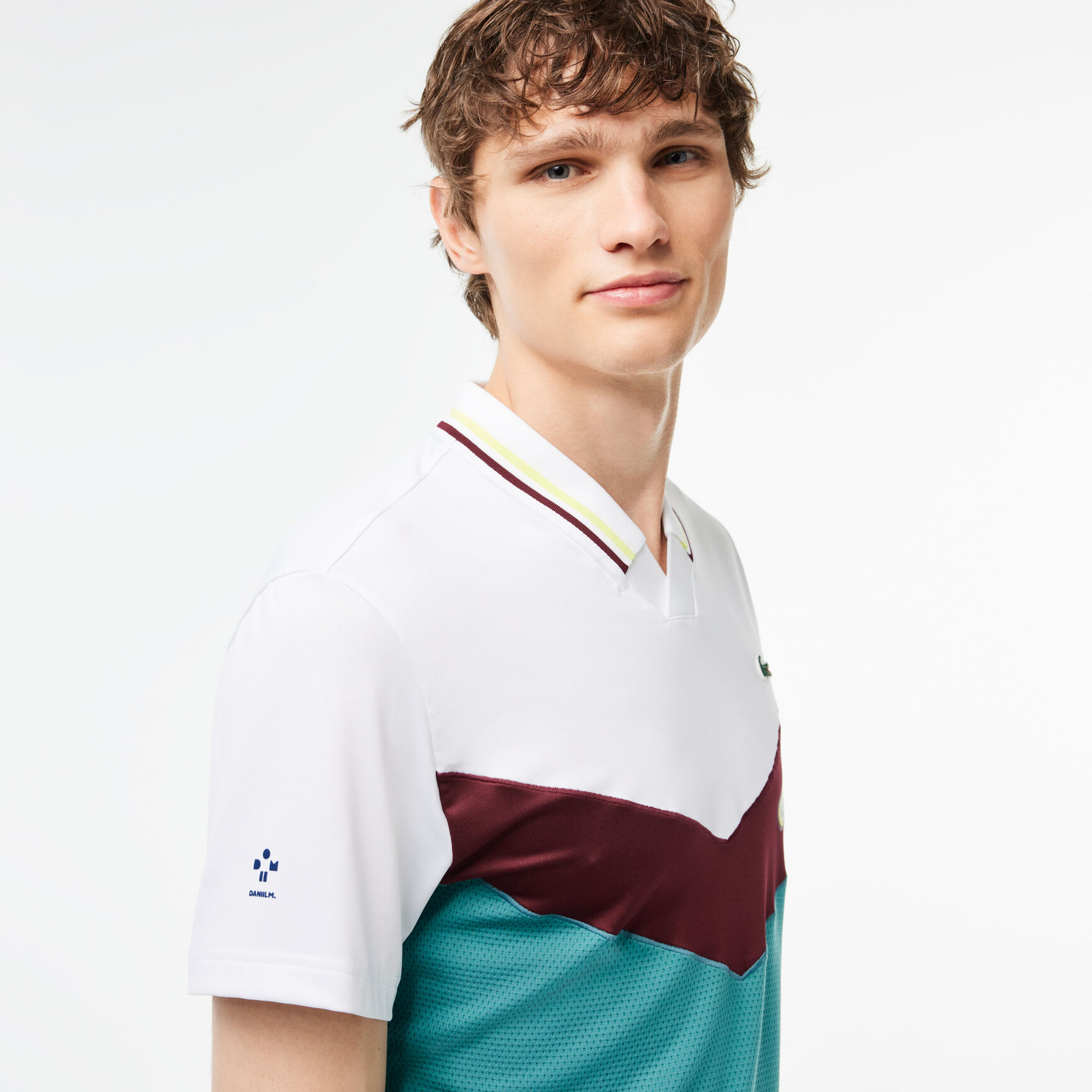 تي شيرت بولو بنقشة شعار الماركة وياقة بلون مغاير وقصّة كلاسيكية Slim Fit Lacoste Tennis x Daniil Medvedev Seamless Effect Polo Shirt - DH1099-00-Q7I