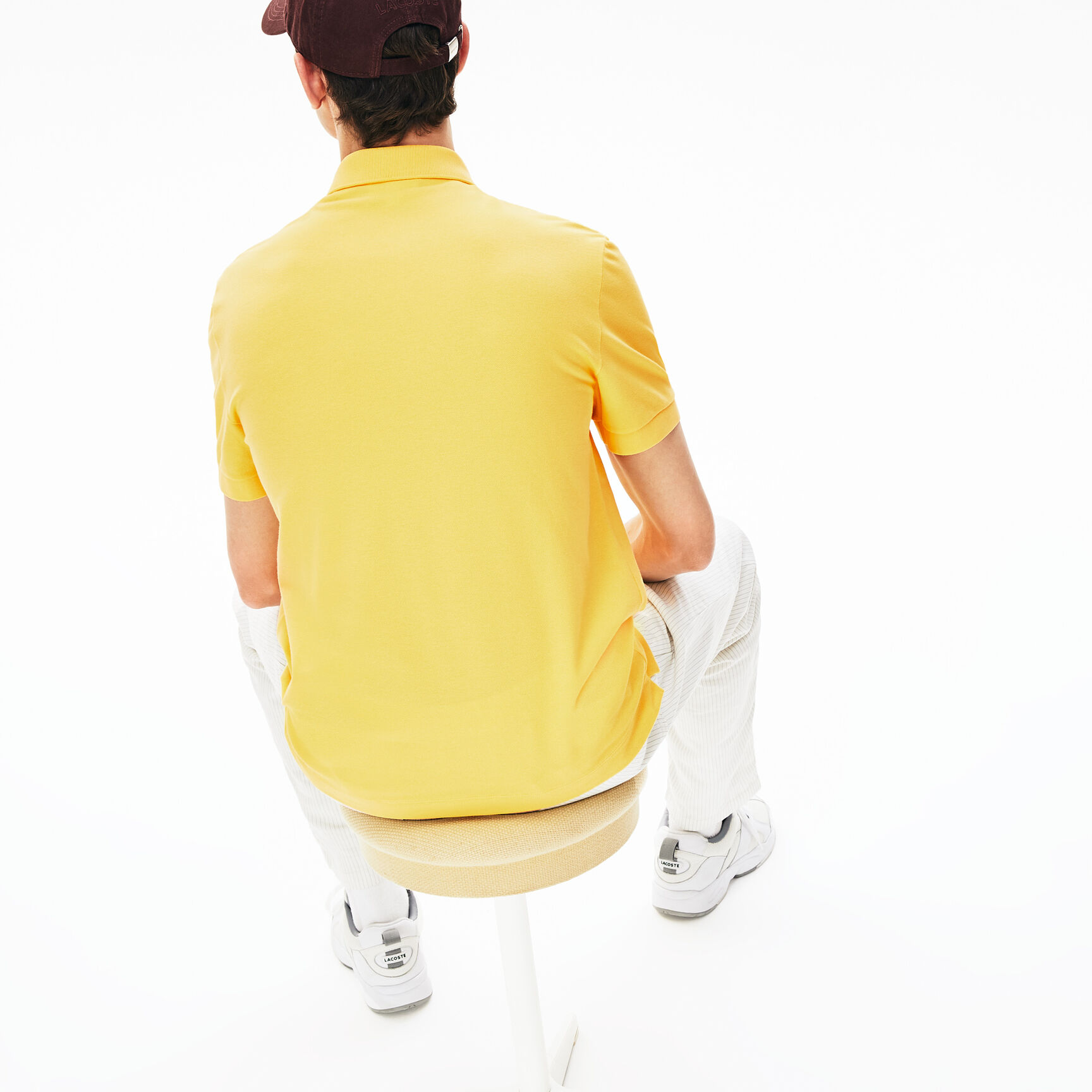 قميص بولو بيكيه باريسي بقصة عادية قميص بولو بيكيه باريسي بقصة عادية