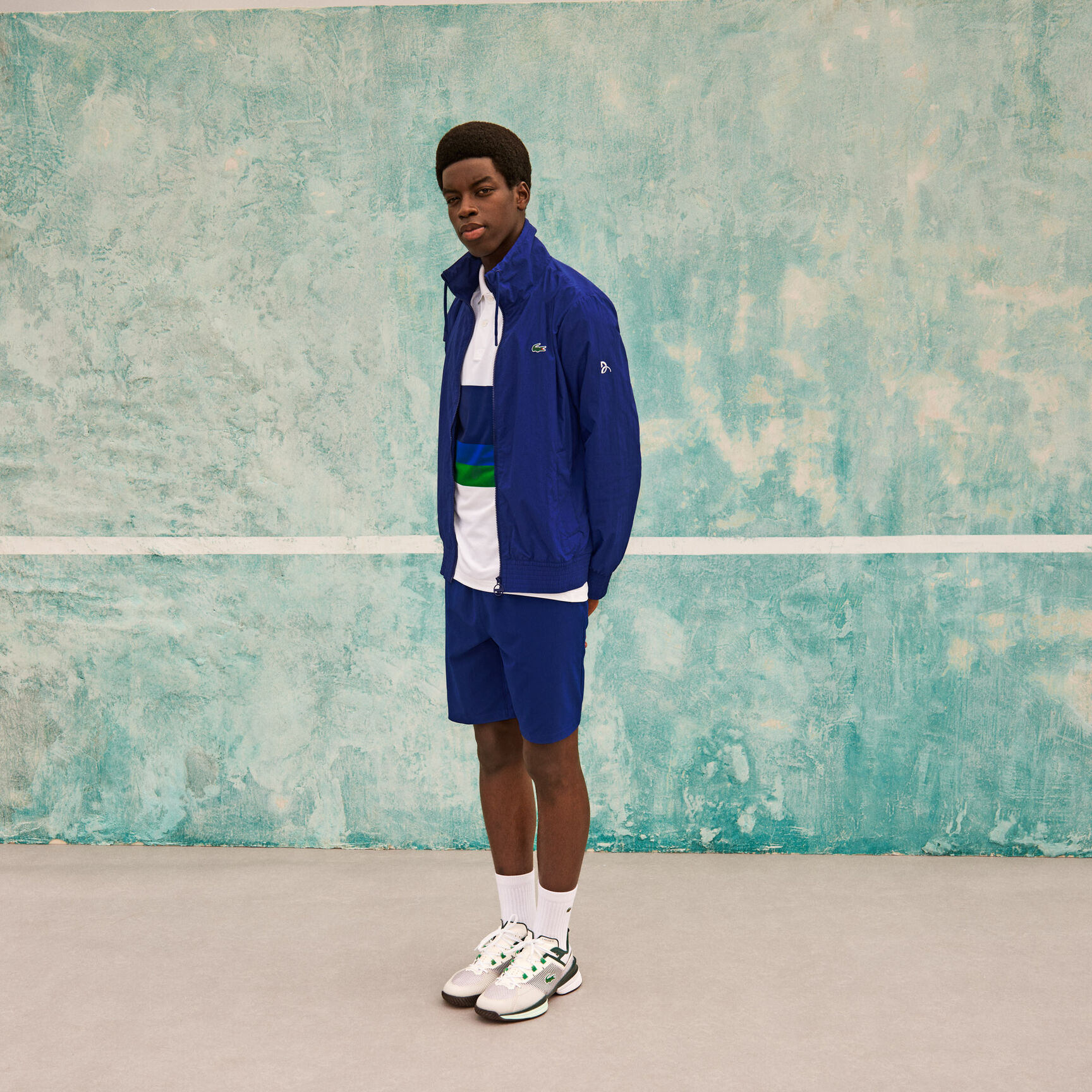 جاكيت رجالي خفيف الوزن من مجموعة Lacoste SPORT و Novak Djokovic جاكيت رجالي خفيف الوزن من مجموعة Lacoste SPORT و Novak Djokovic