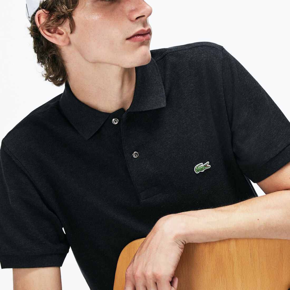 قميص بولو مارل كلاسيكي بمقاس L.12.12 قميص بولو مارل كلاسيكي بمقاس L.12.12