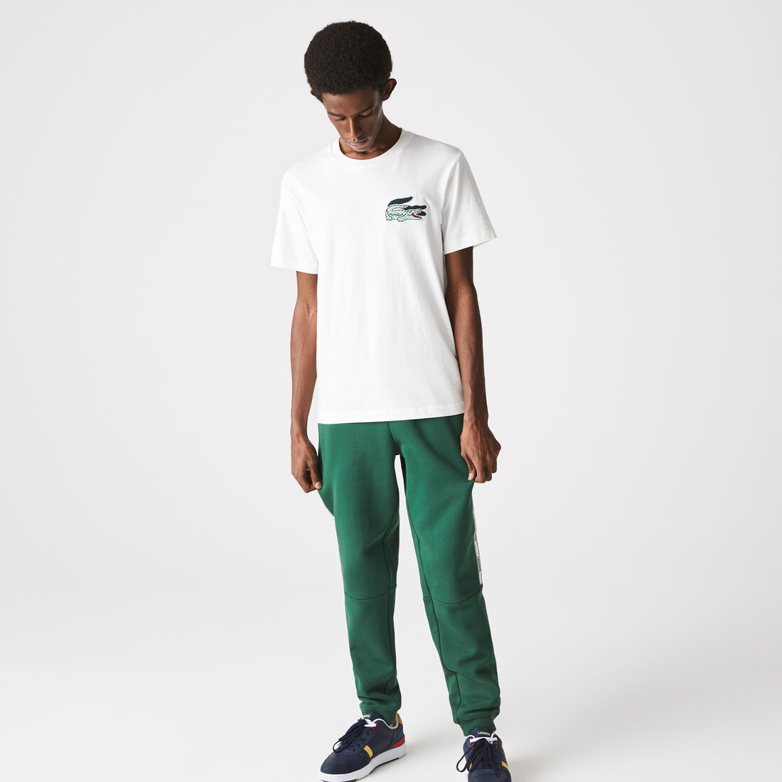 تيشيرت كلاسيكي قطن بفتحة رقبة مستديرة ورقعة التمساح للرجال تيشيرت كلاسيكي قطن بفتحة رقبة مستديرة ورقعة التمساح للرجال