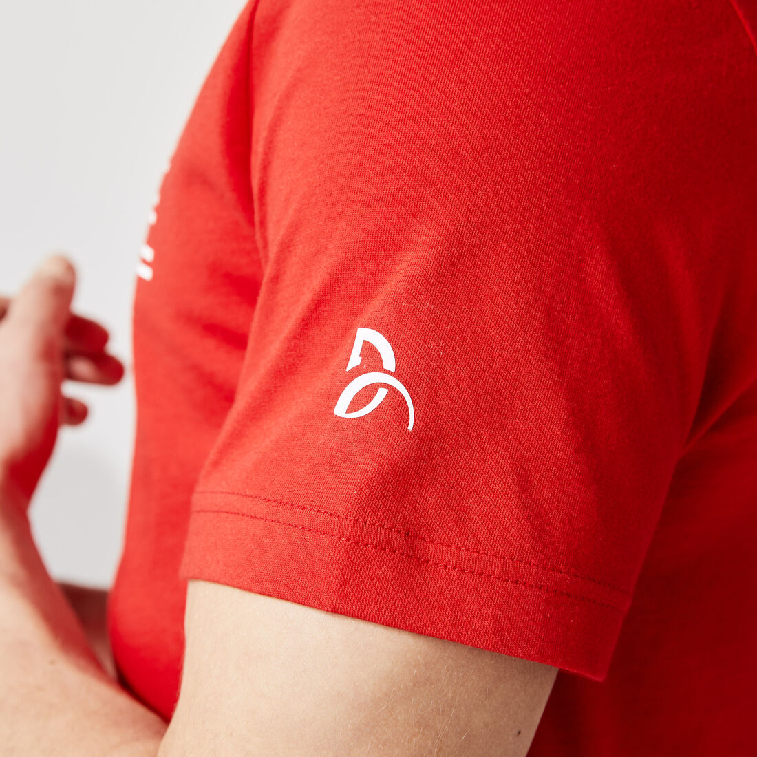 تي شيرت مسامي بطبعات مميزة مجموعة Lacoste SPORT و Novak Djokovic للرجال تي شيرت مسامي بطبعات مميزة مجموعة Lacoste SPORT و Novak Djokovic للرجال